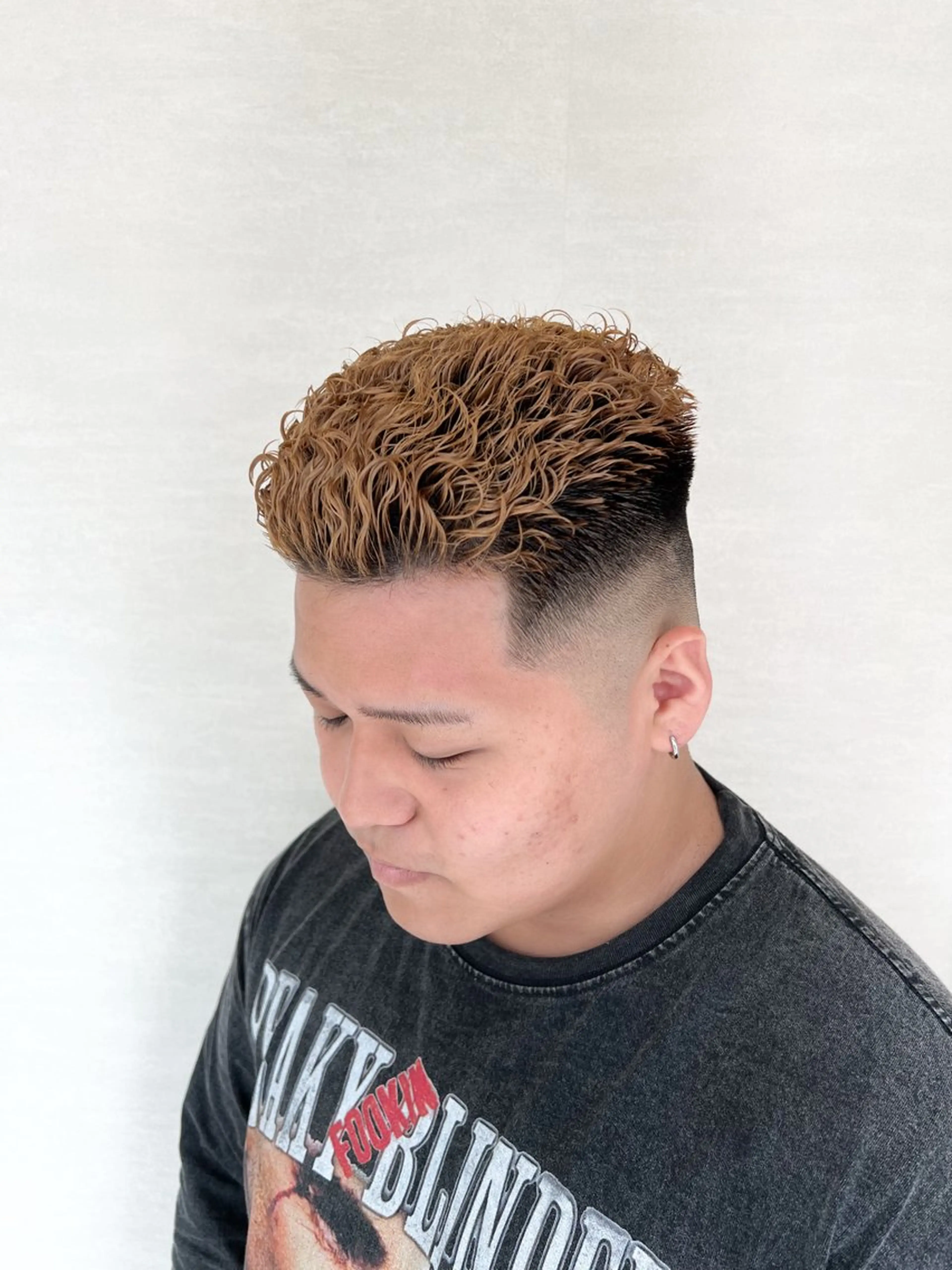 パーマ メンズ フェードカット メンズパーマ カット パーマ 桑原 希吏のヘアスタイル