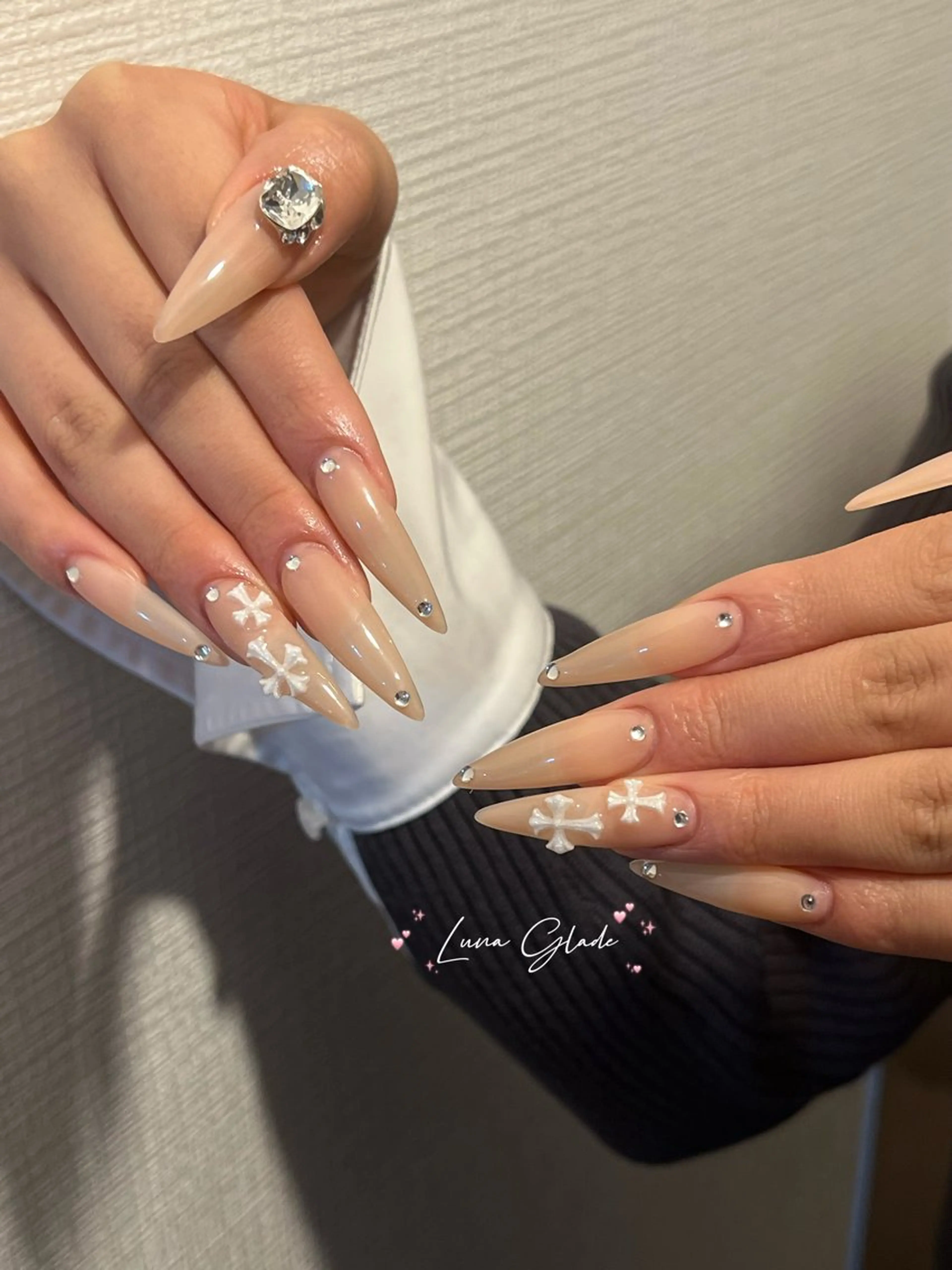 ネイル ハンドネイル Luna Gladeのネイルデザイン