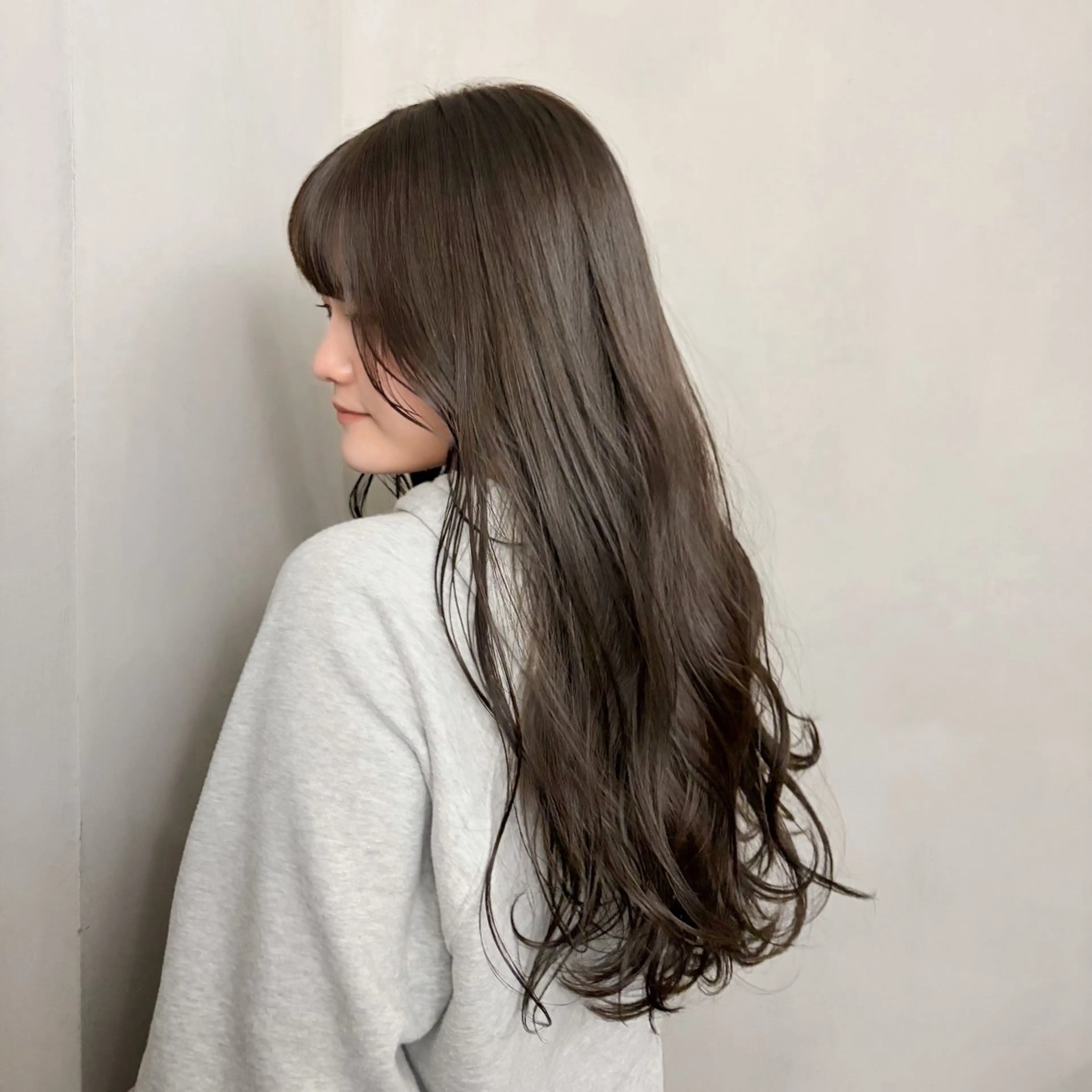 ロング カット ヘアカラー トリートメント レイヤー/透明感 カラー/ホノカのヘアスタイル