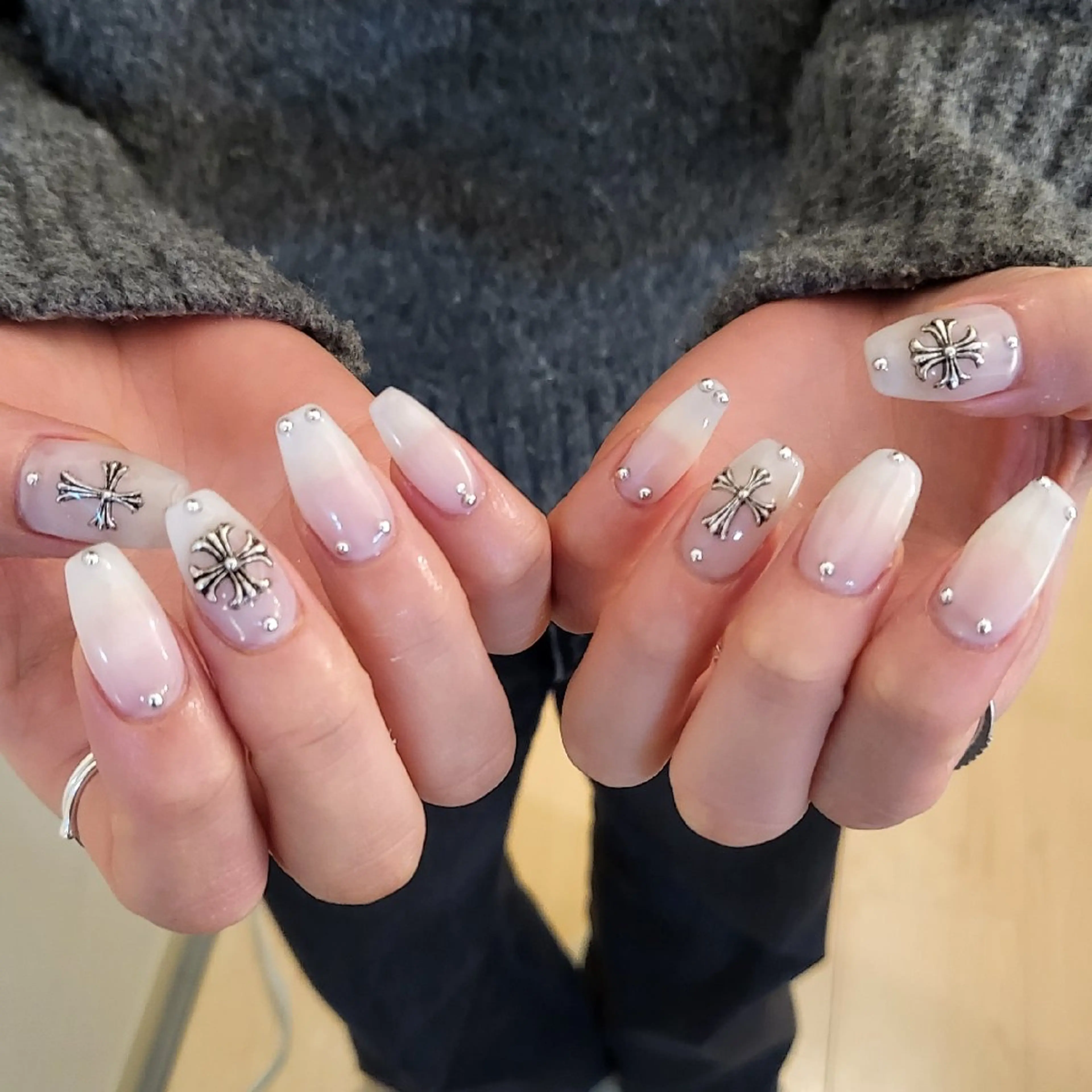 ネイル ハンドネイル フットネイル ハンドケア ChouChou NAILSALONのネイルデザイン