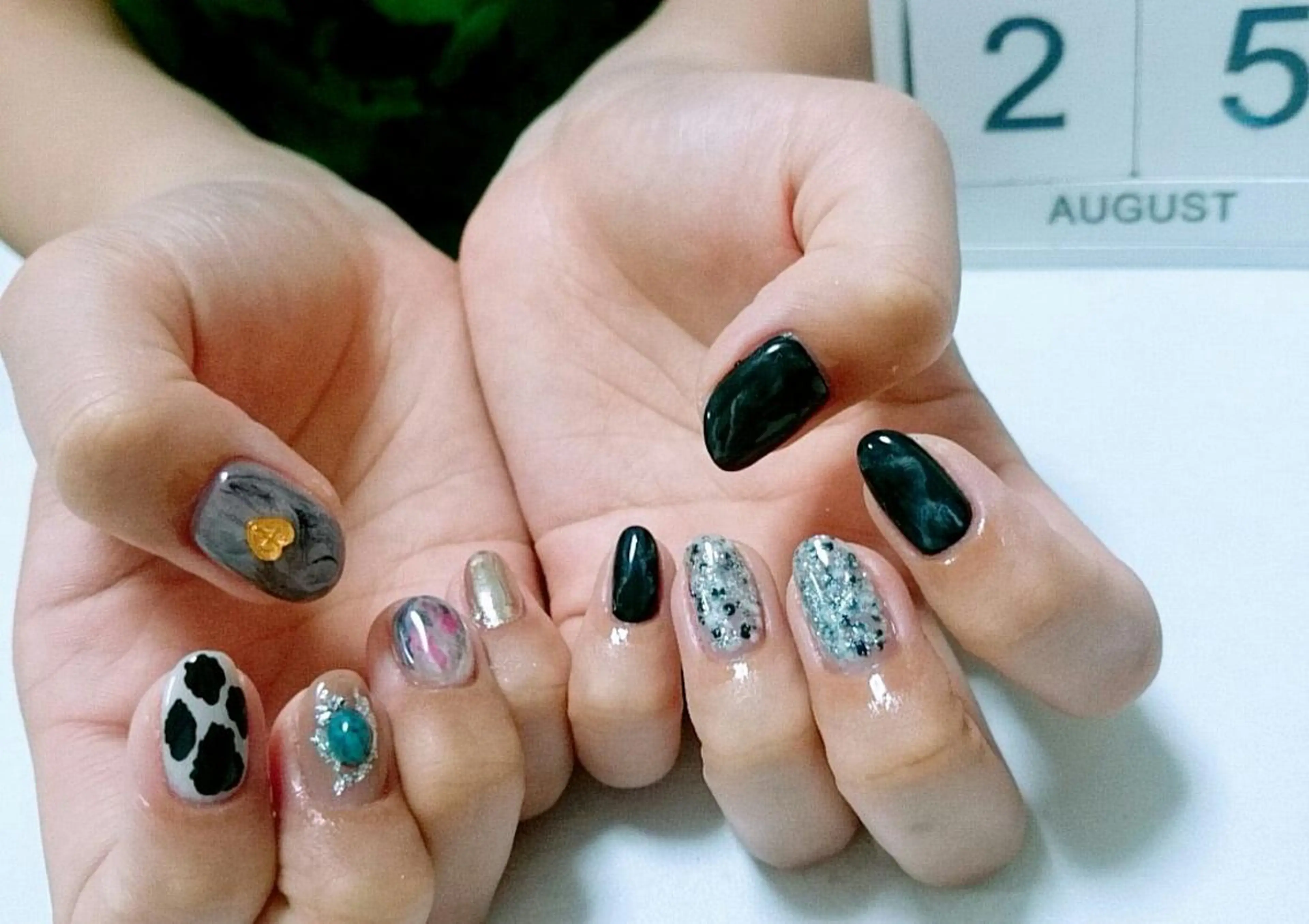 ネイル JEWEL nailのネイルデザイン