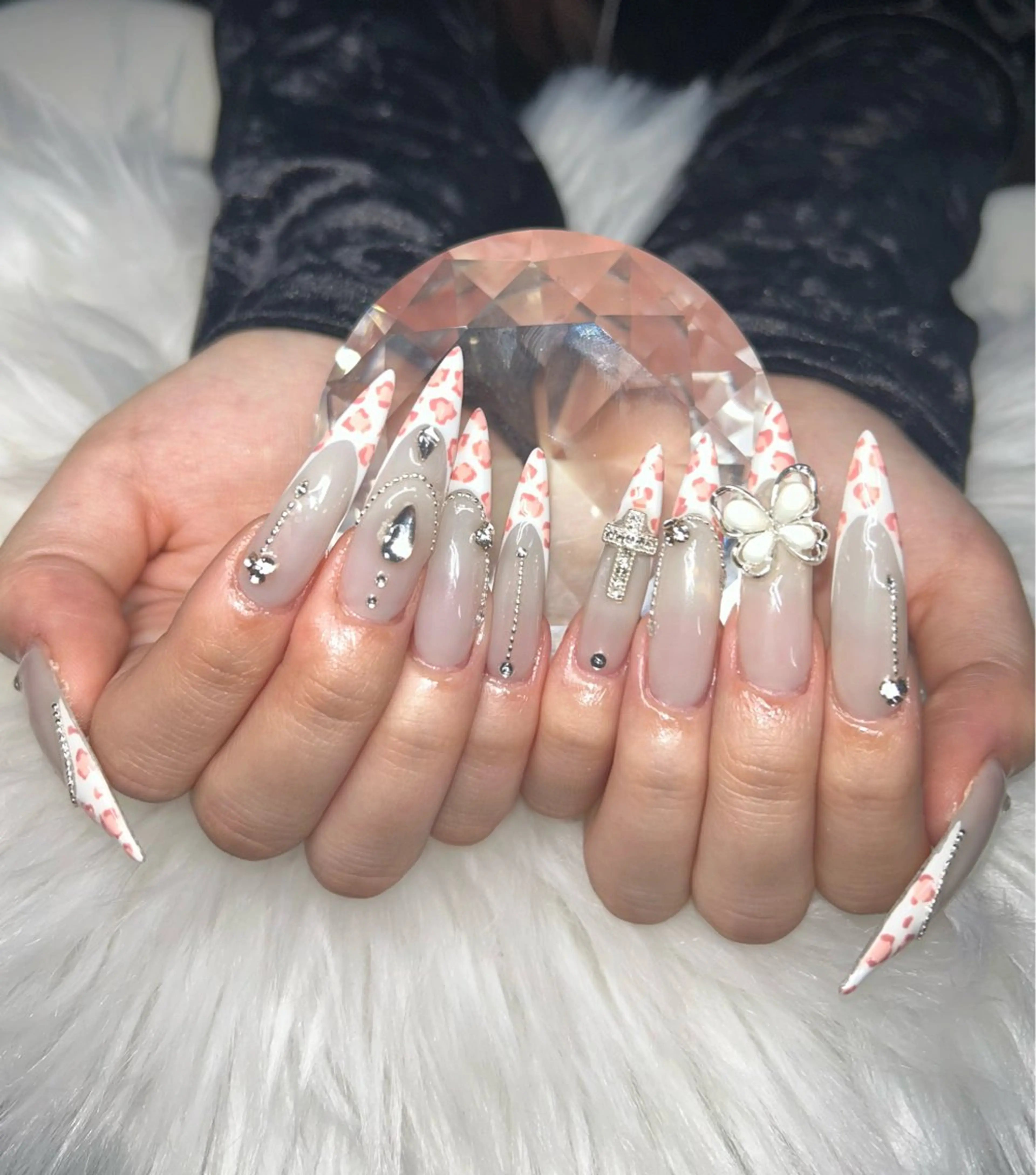 ネイル アートネイル オーロラネイル チークネイル 長さ出し フットネイル Chan nailsのネイルデザイン