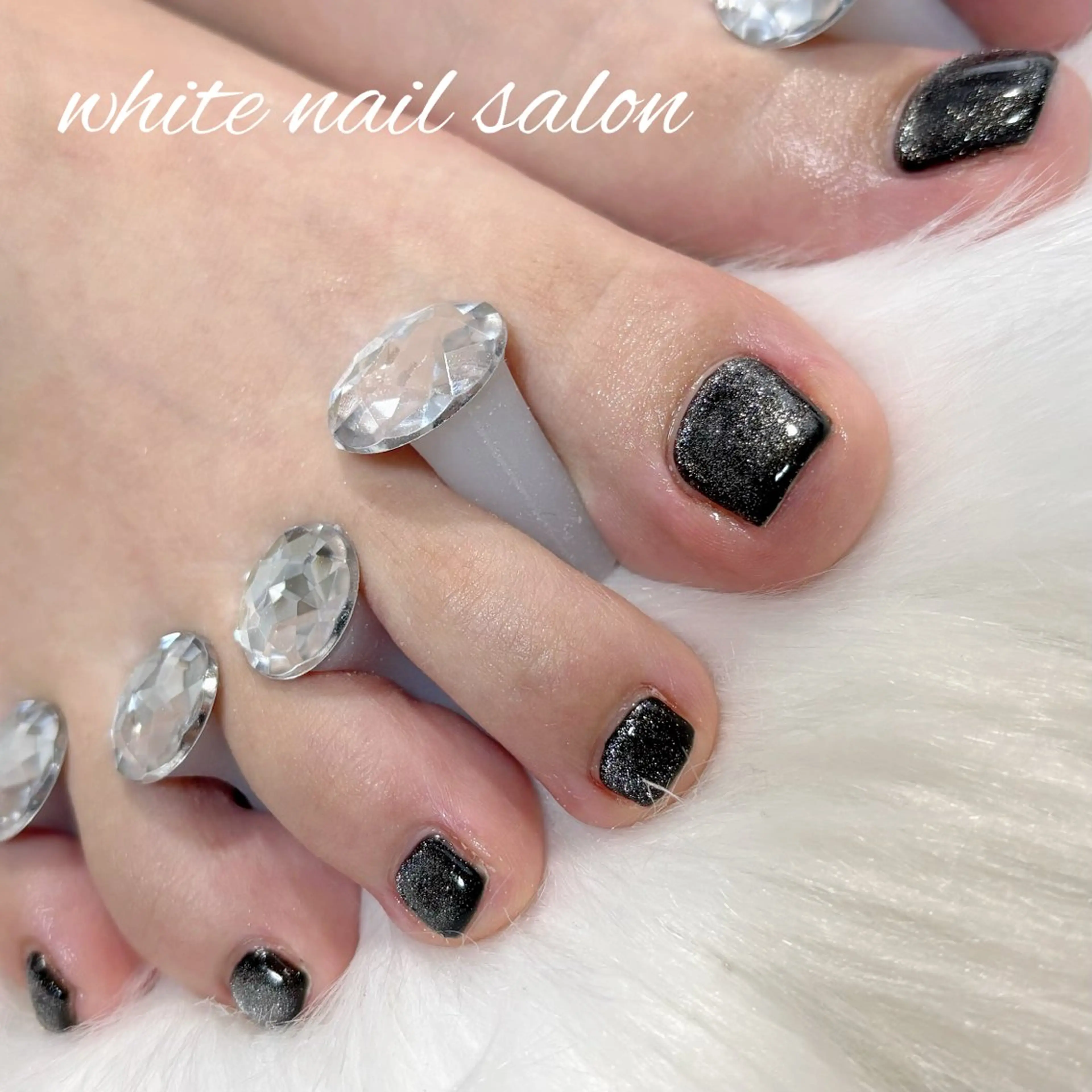 ネイル フットネイル マグネットネイル フットネイル white nail salonのネイルデザイン