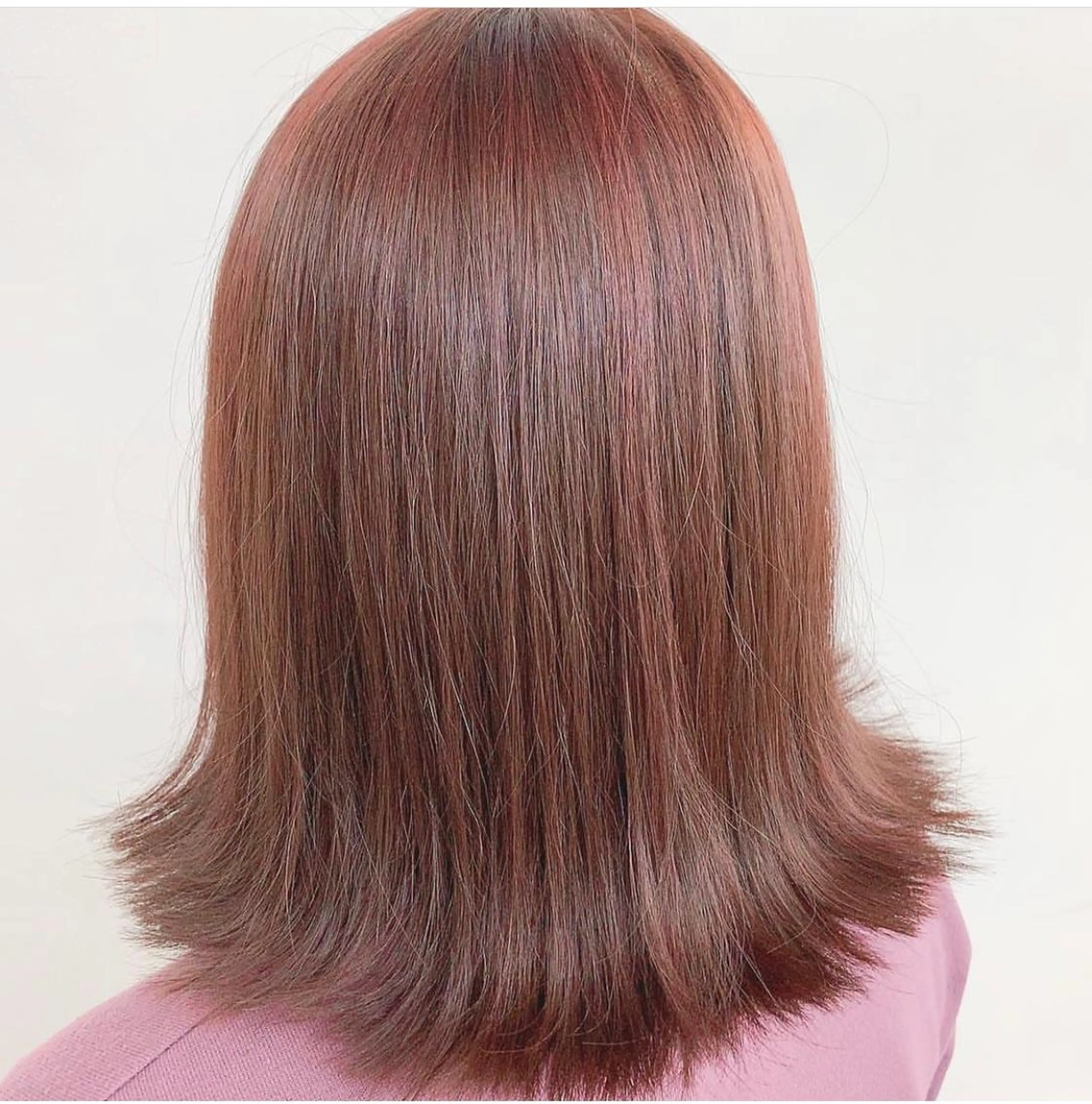 ミディアム カラー ヘアアレンジ ピンクカラー 那須 颯太のヘアスタイル