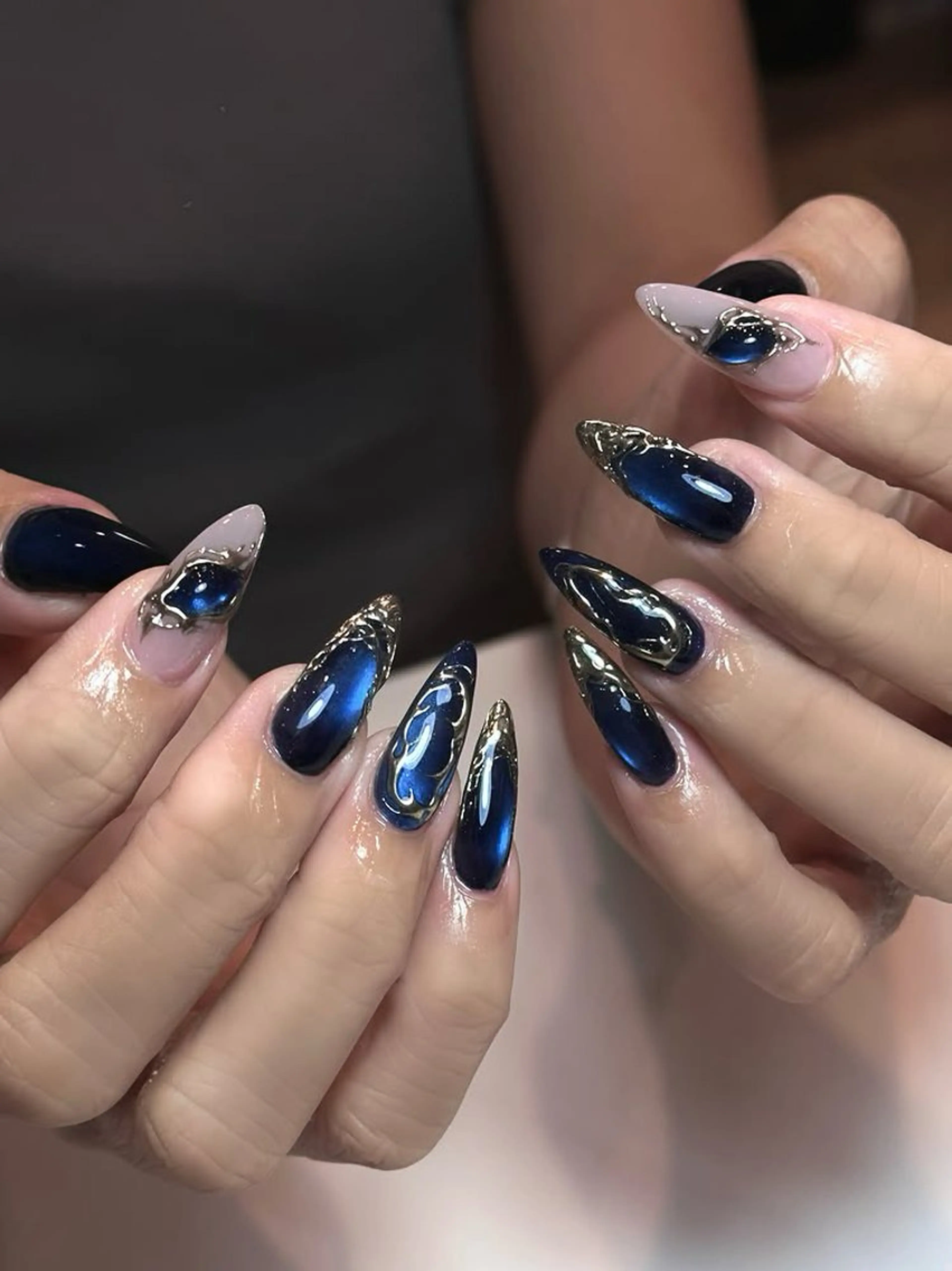 ネイル フレンチネイル グラデーション マグネットネイル ニュアンスネイル オフィスネイル ハンドネイル Squen Nail shinjukuのネイルデザイン