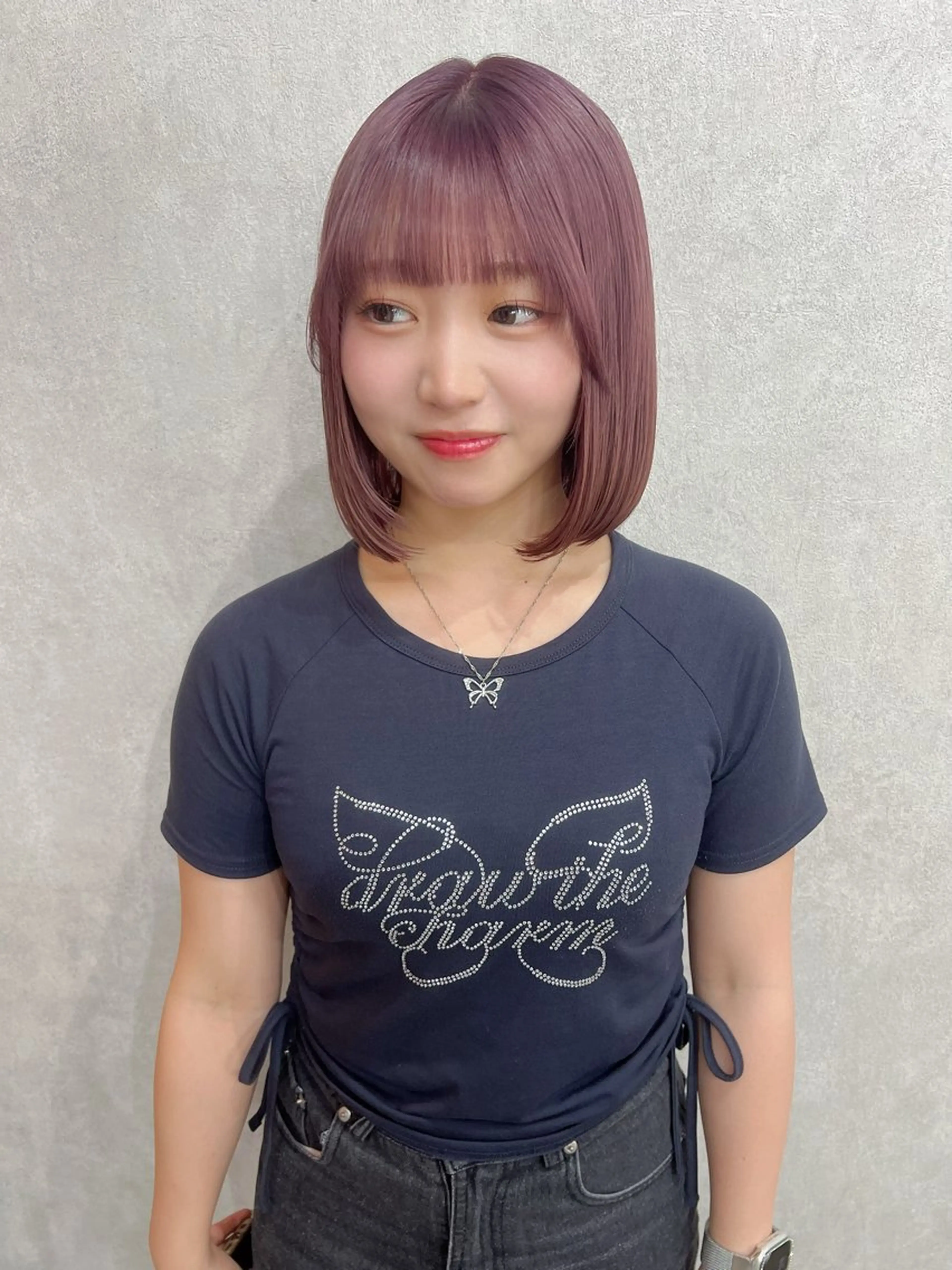 ショート カラー ベージュカラー ブリーチ ケアブリーチ ハイトーンカラー ミルクティーベージュ ヘアカラー YUI ハイトーンカラーのヘアスタイル