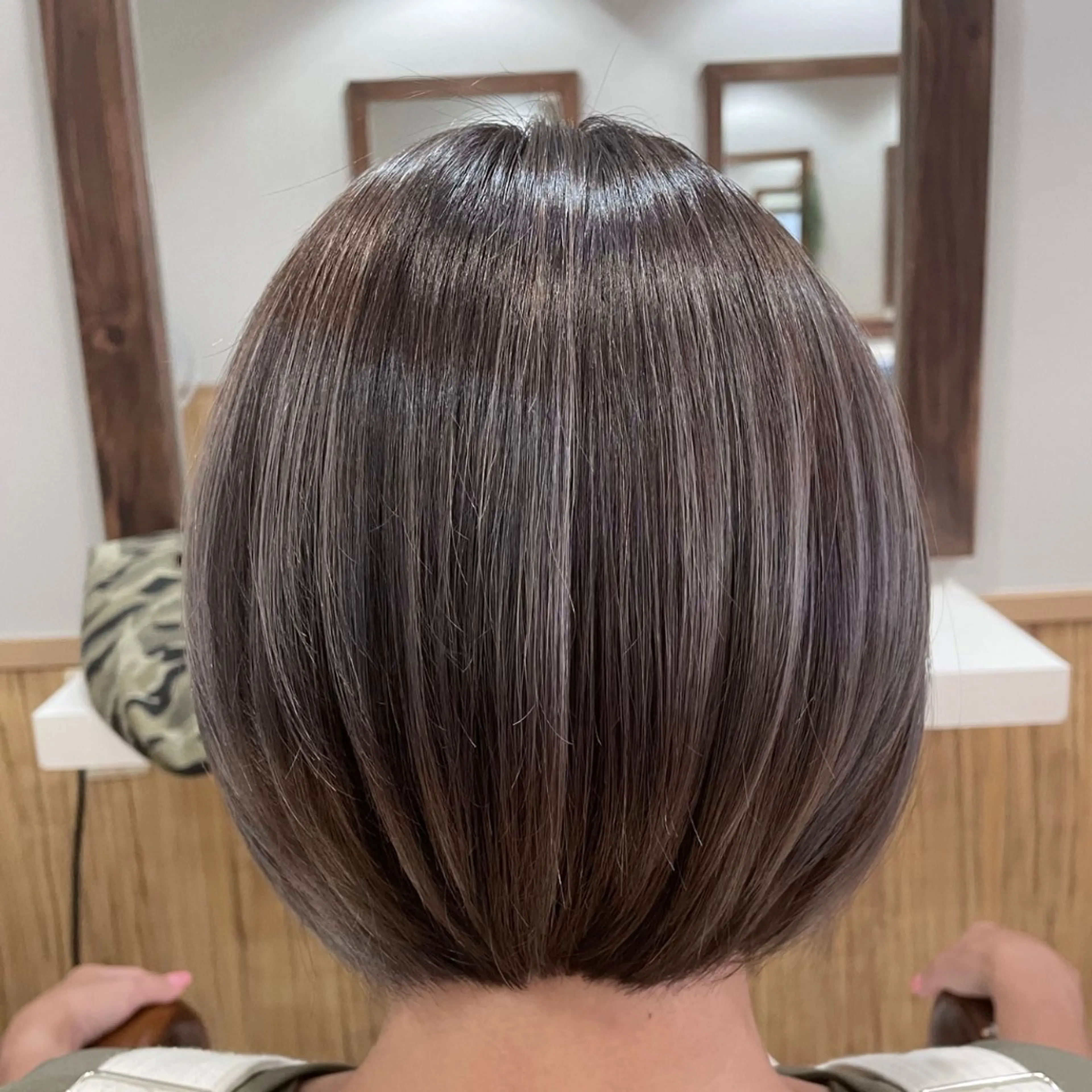 ミディアム ハイライト レイヤーカット 村松圭介 立川駅徒歩3分のヘアスタイル