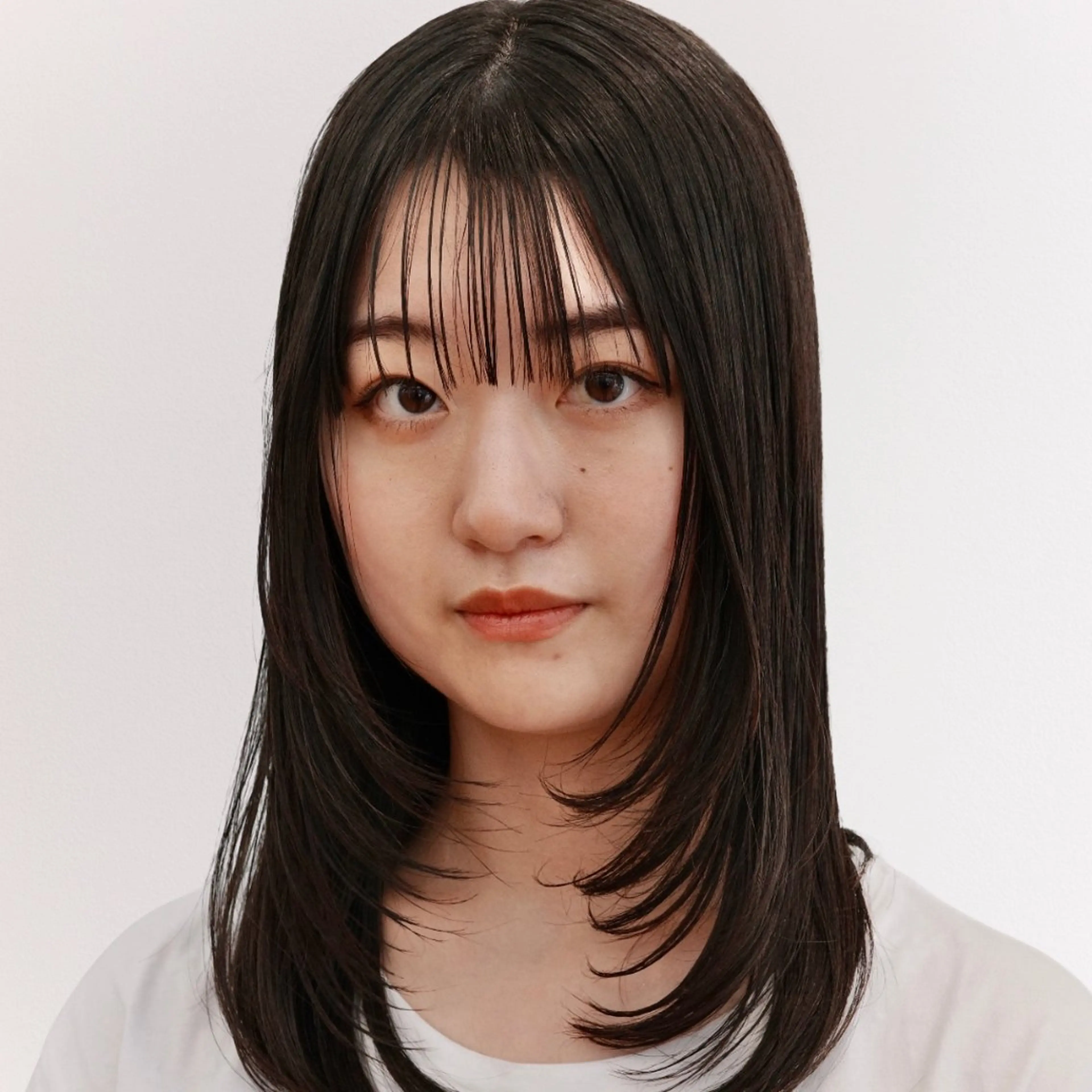 セミロング カラー カット ヘアカラー トリートメント ナチュラルに目を惹く デザイン/KOHNOのヘアスタイル