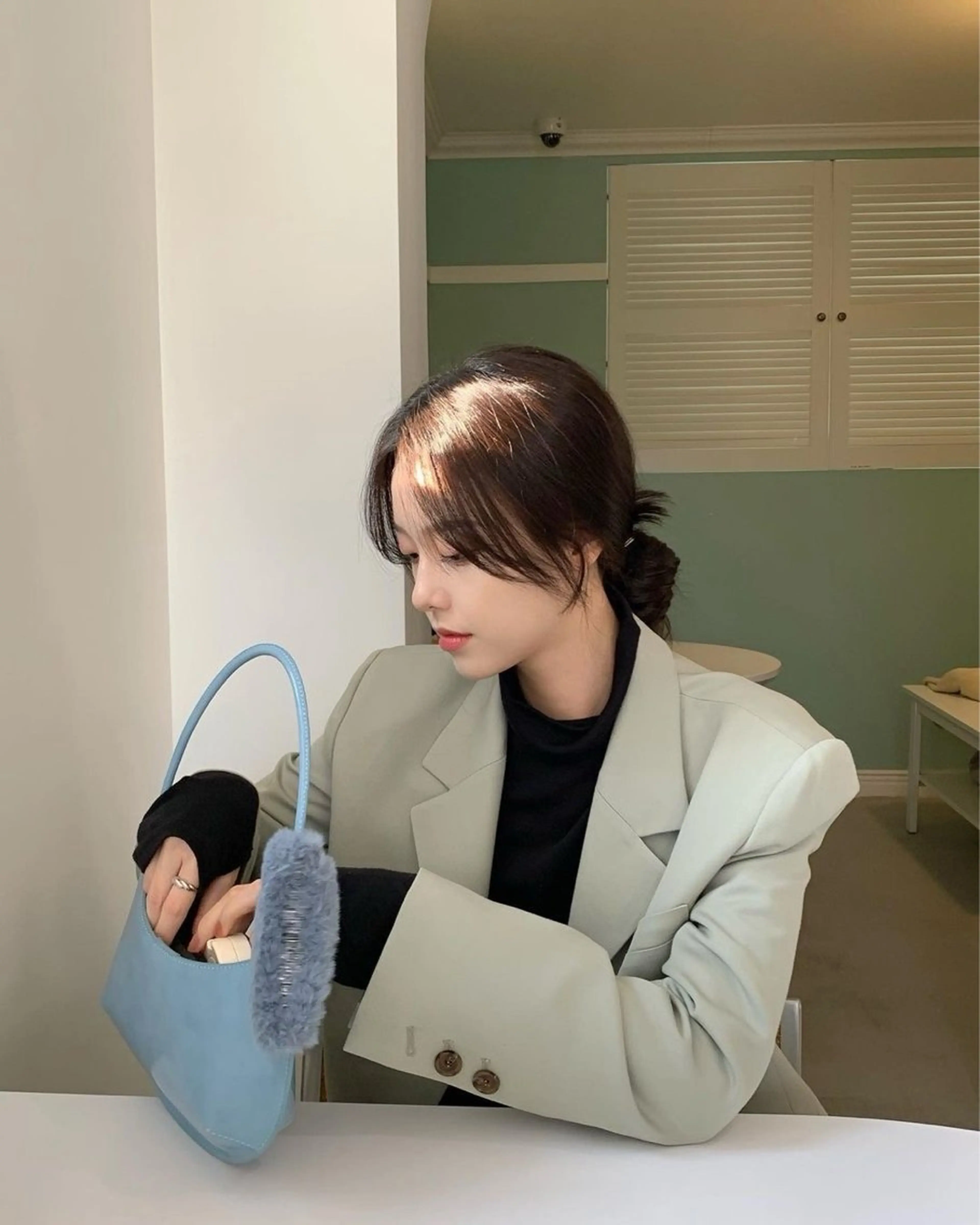 セミロング カラー カット ヘアカラー トリートメント 莉乃/縮毛矯正/髪質 改善/艶カラーのヘアスタイル