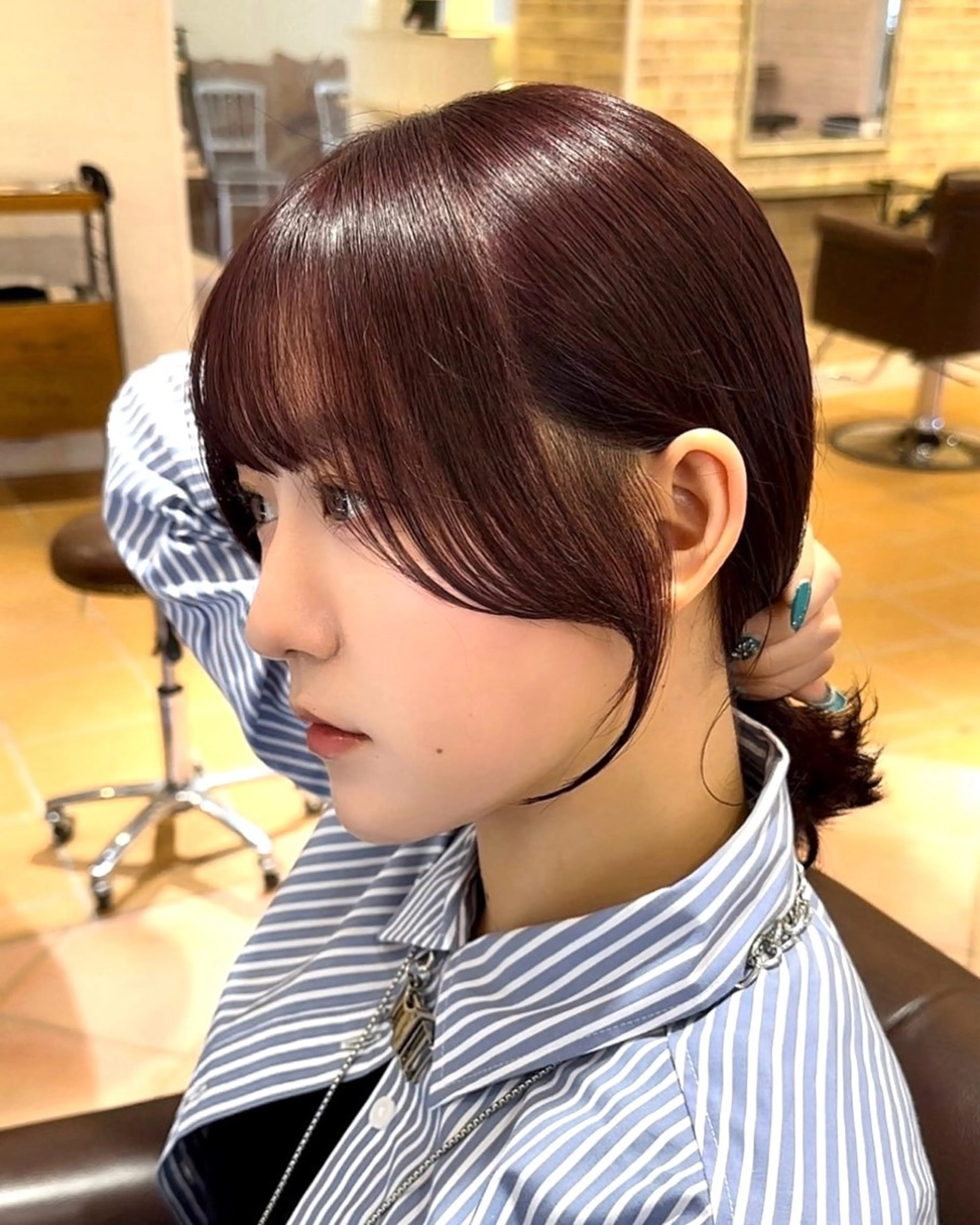 ミディアム カラー ラベンダーカラー 韓国風ヘア サイドバング カット ヘアカラー トリートメント ヘッドスパ 韓国系レイヤー特化 hiroのヘアスタイル