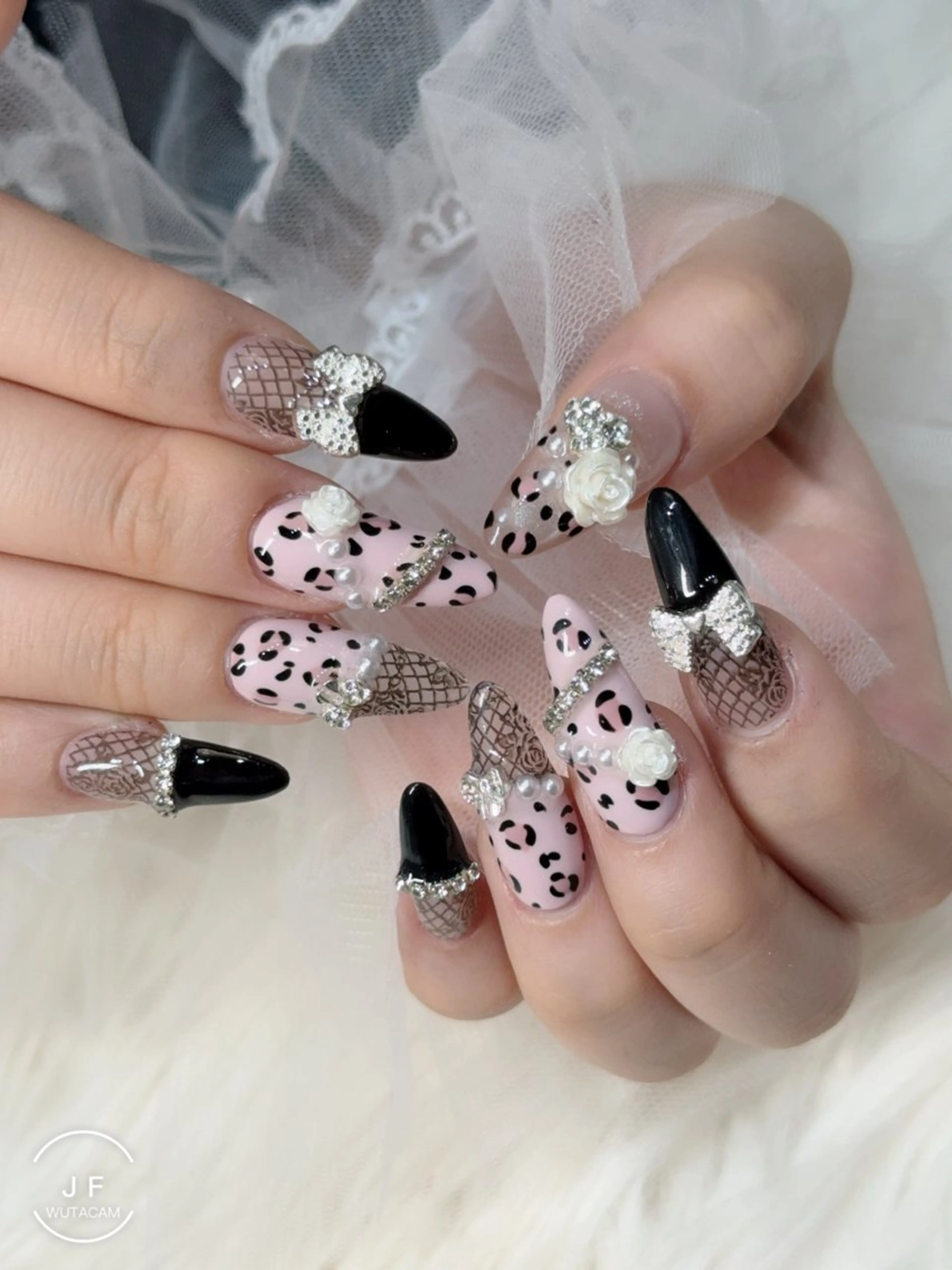 ネイル ハンドネイル JF Beauty Salon所属・JF- Mizuhoのネイルデザイン