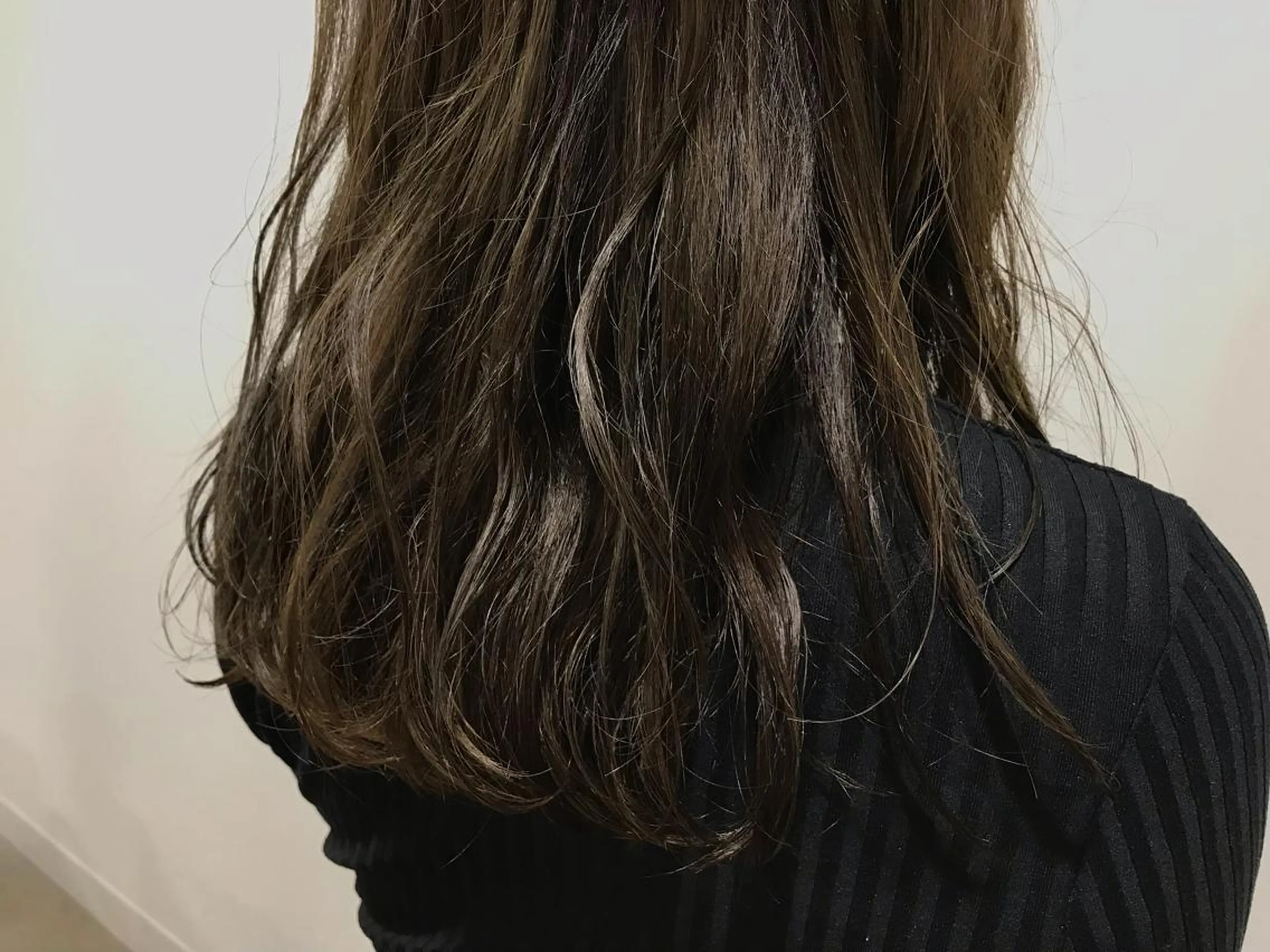 セミロング 暖色カラー🍊 ボブ🌿顔周りcutのヘアスタイル