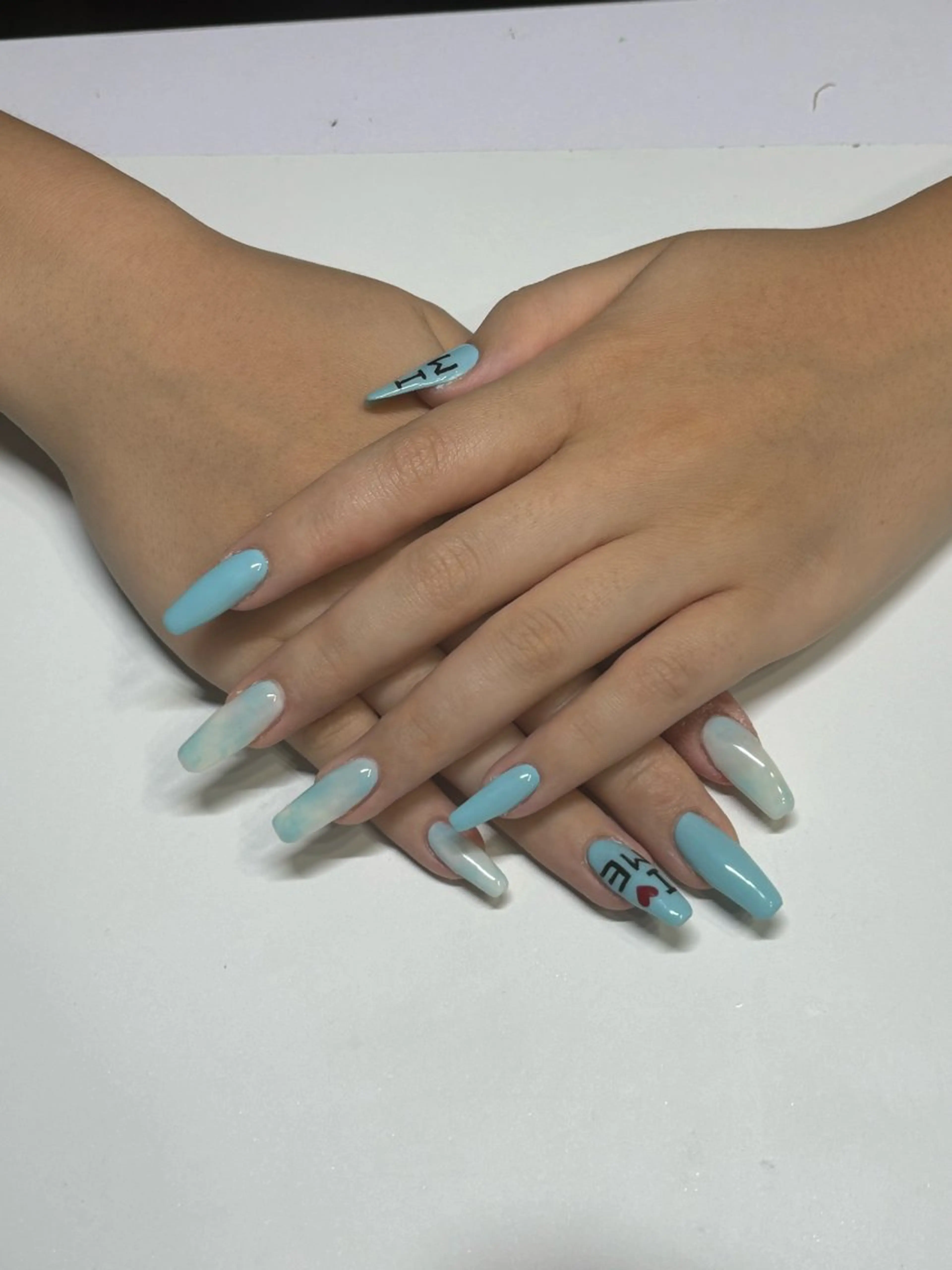 ネイル IROHA NAIL 真結子のネイルデザイン