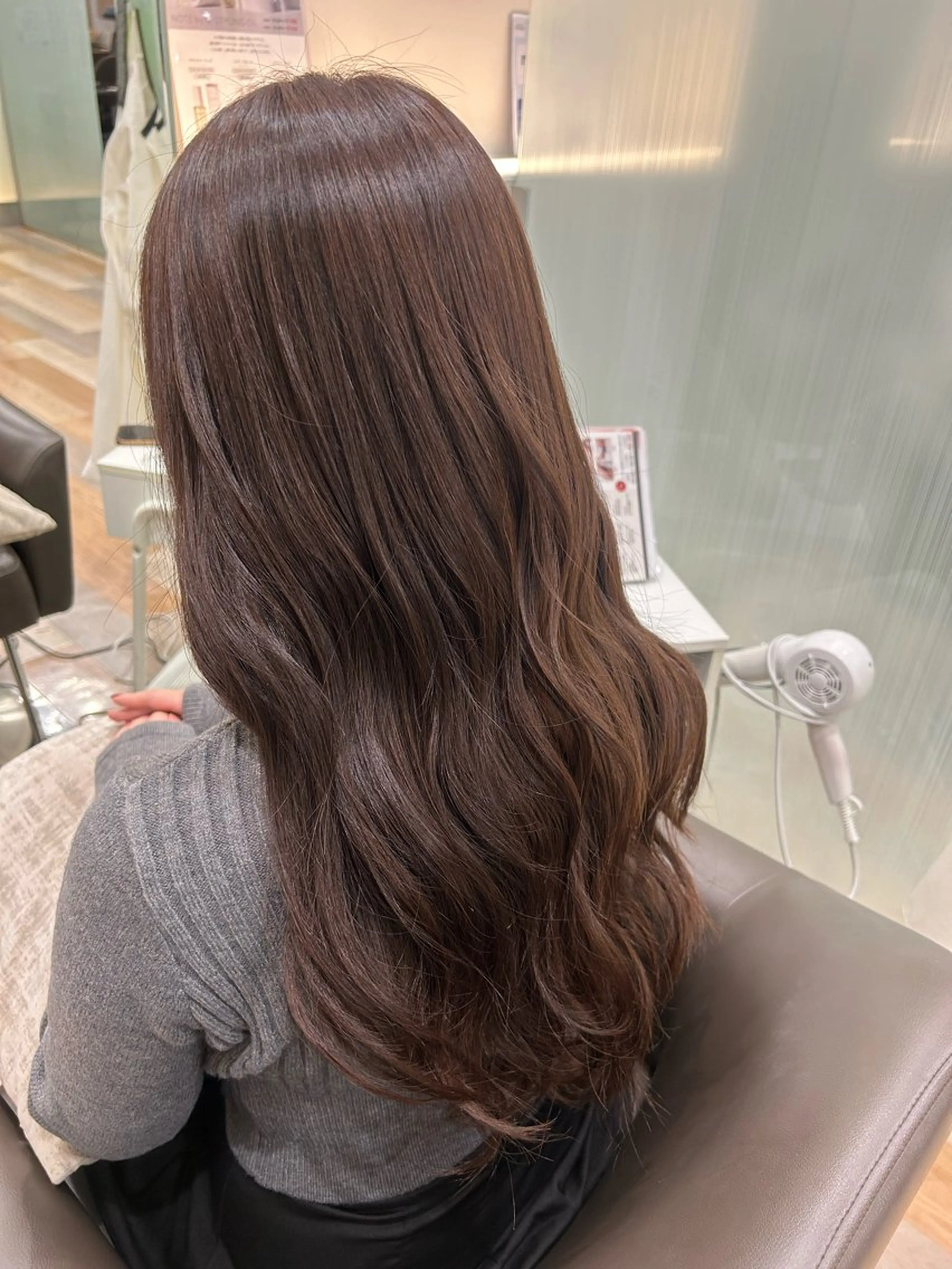 ロング ヘアカラー カット⚡️カラー🫧 募集中/愛海のヘアスタイル