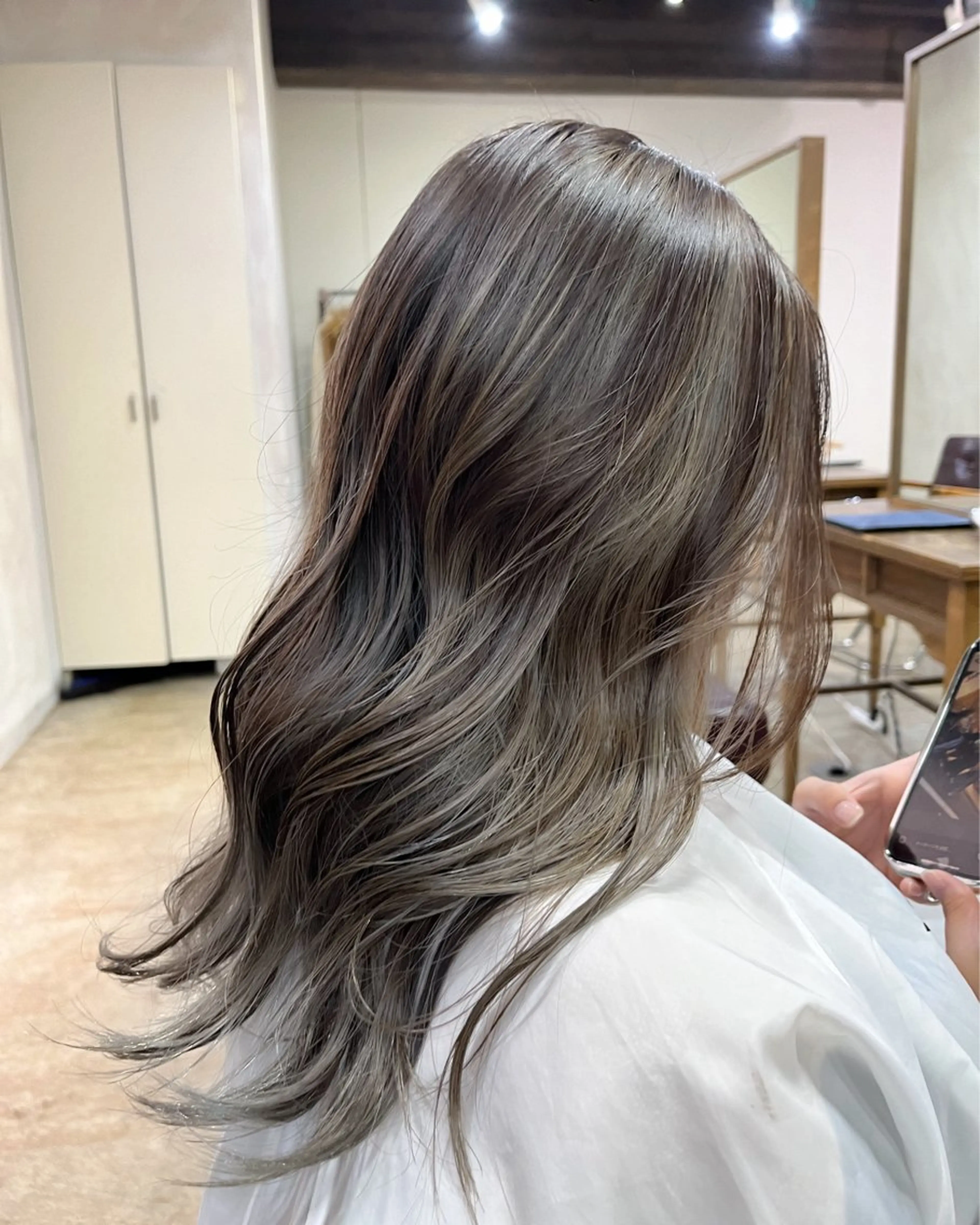 カラー バレイヤージュ グラデーションカラー ハイライトカラー 🪞透けヘア髪質改善 艶ベージュ/nagiのヘアスタイル