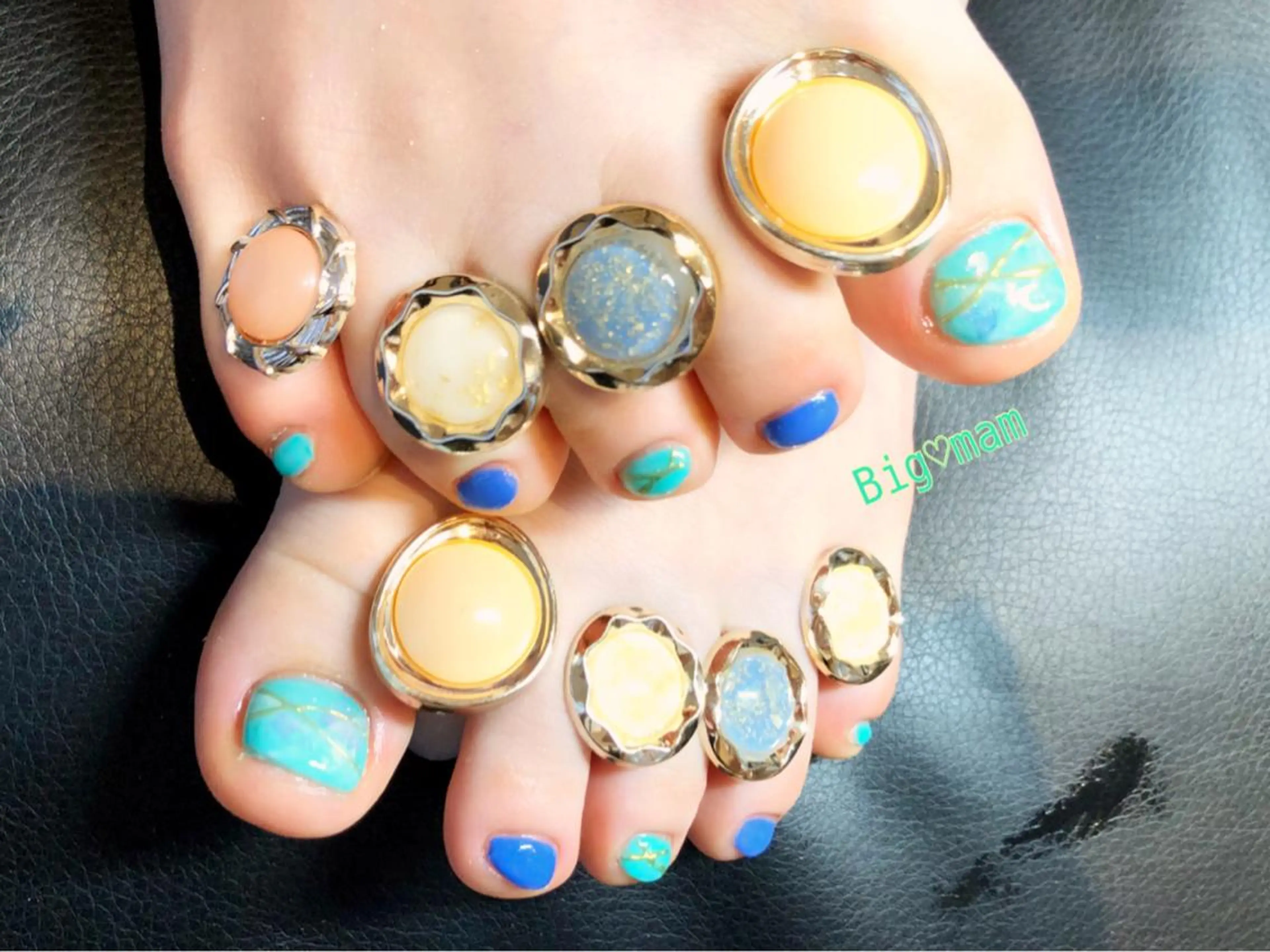 ネイル 夏ネイル フットネイル Big♡mam所属・Big♡mam （MAMI）のネイルデザイン