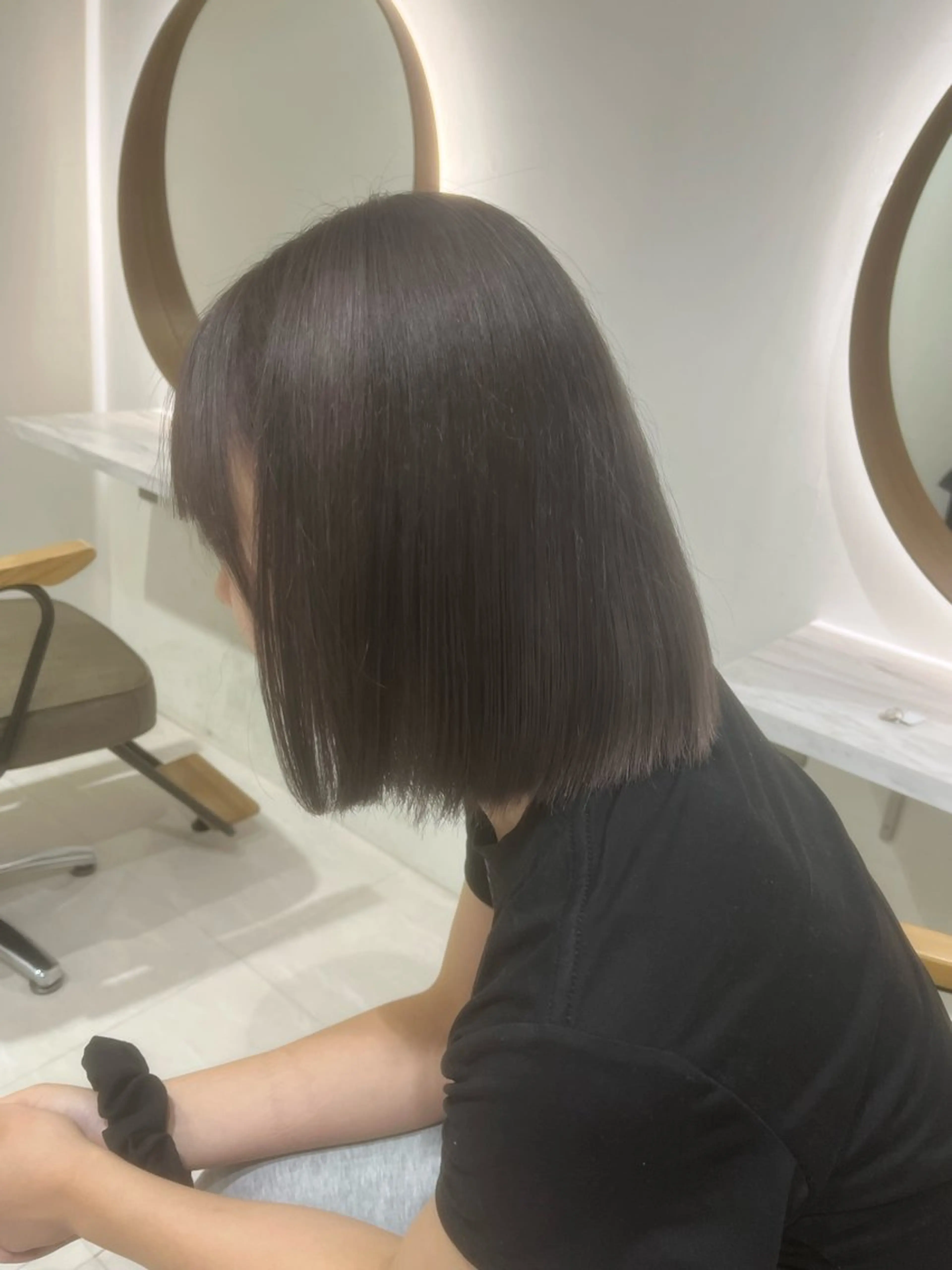 カラー グレージュ ラベンダーカラー ラベンダーグレージュ ラベンダーグレー ニトウ レイナのヘアスタイル