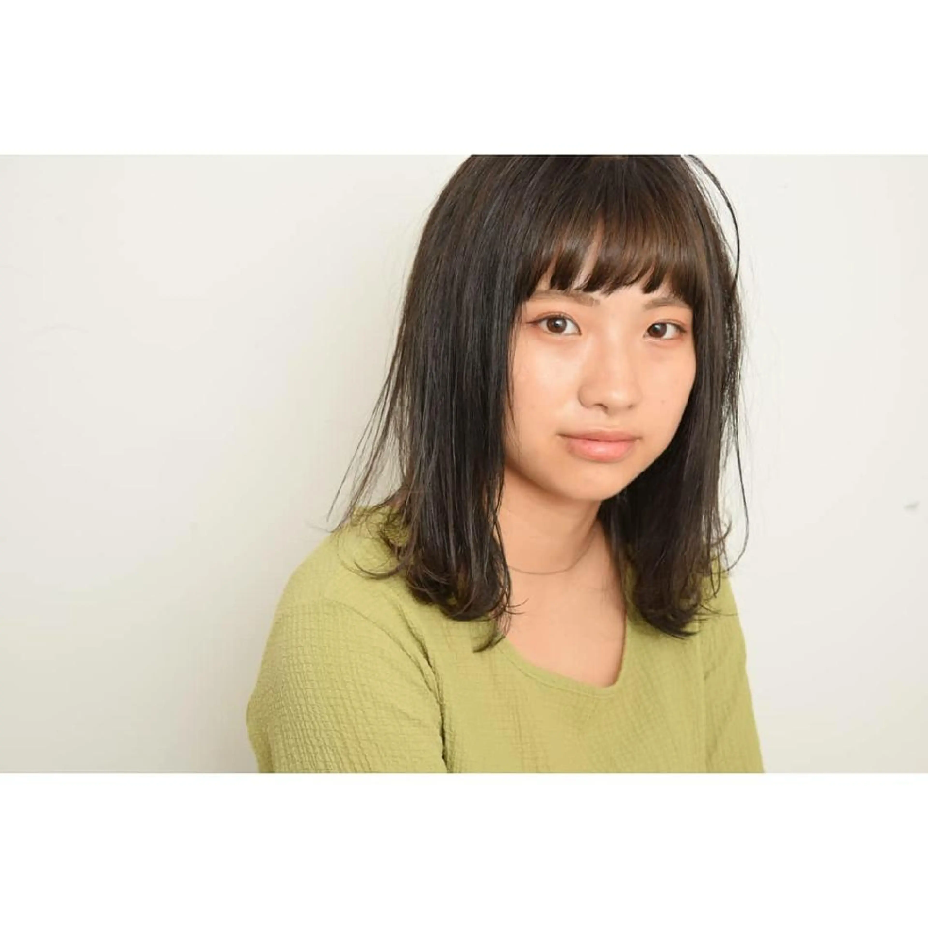 セミロング カラー パーマ みなみ ゆうすけのヘアスタイル