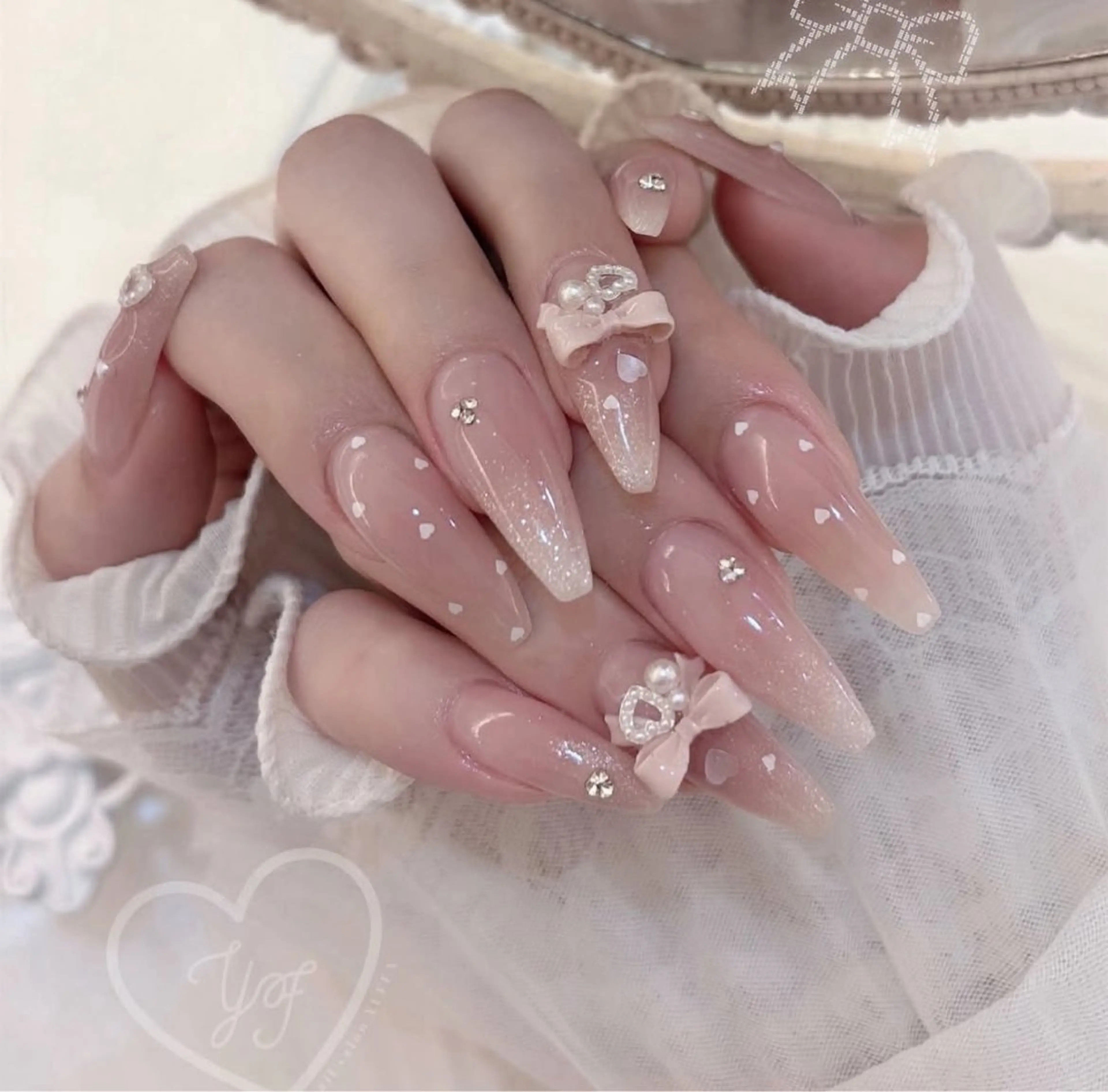 ネイル ハンドネイル YURI NAILのネイルデザイン