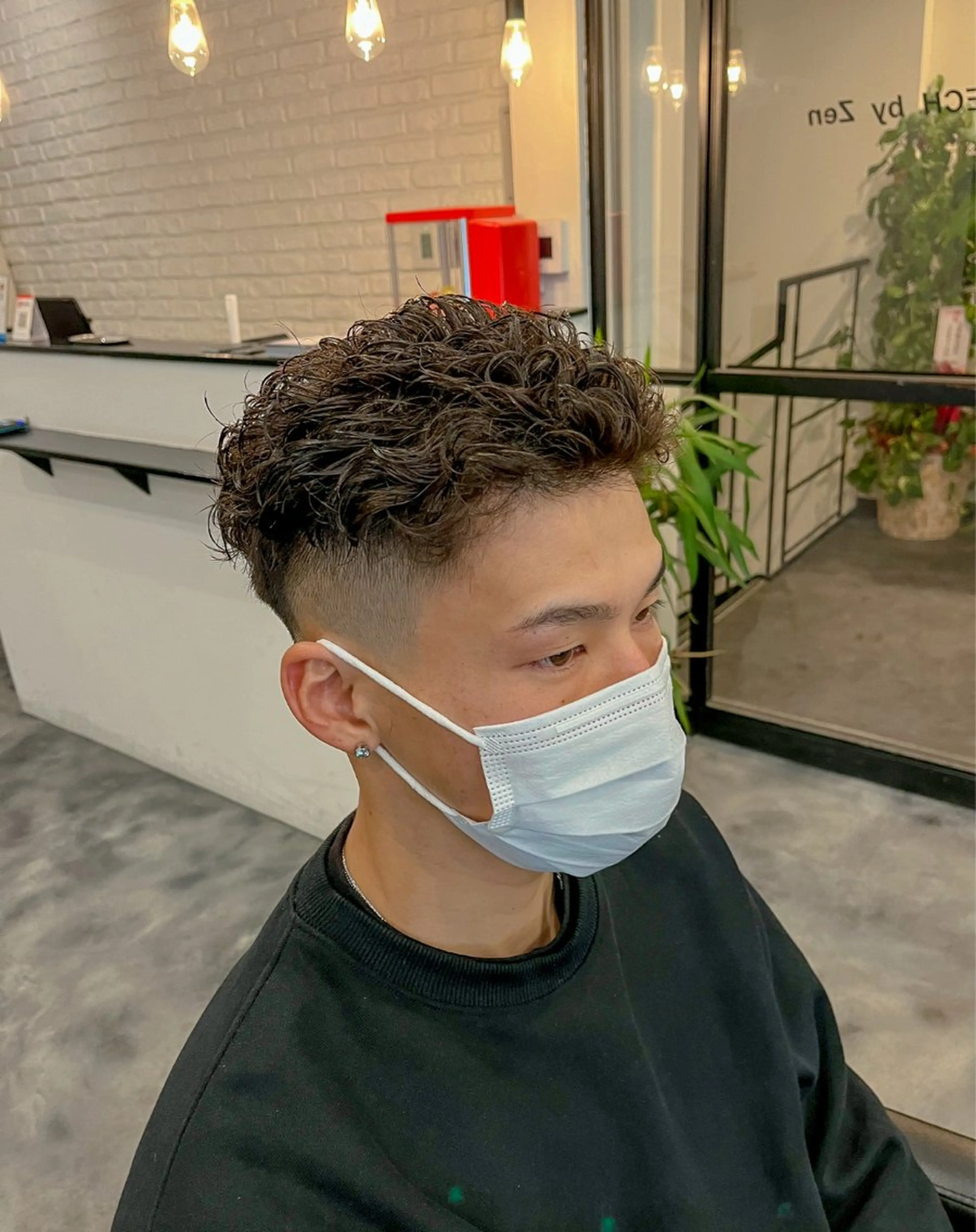 ショート 辻 日向のヘアスタイル