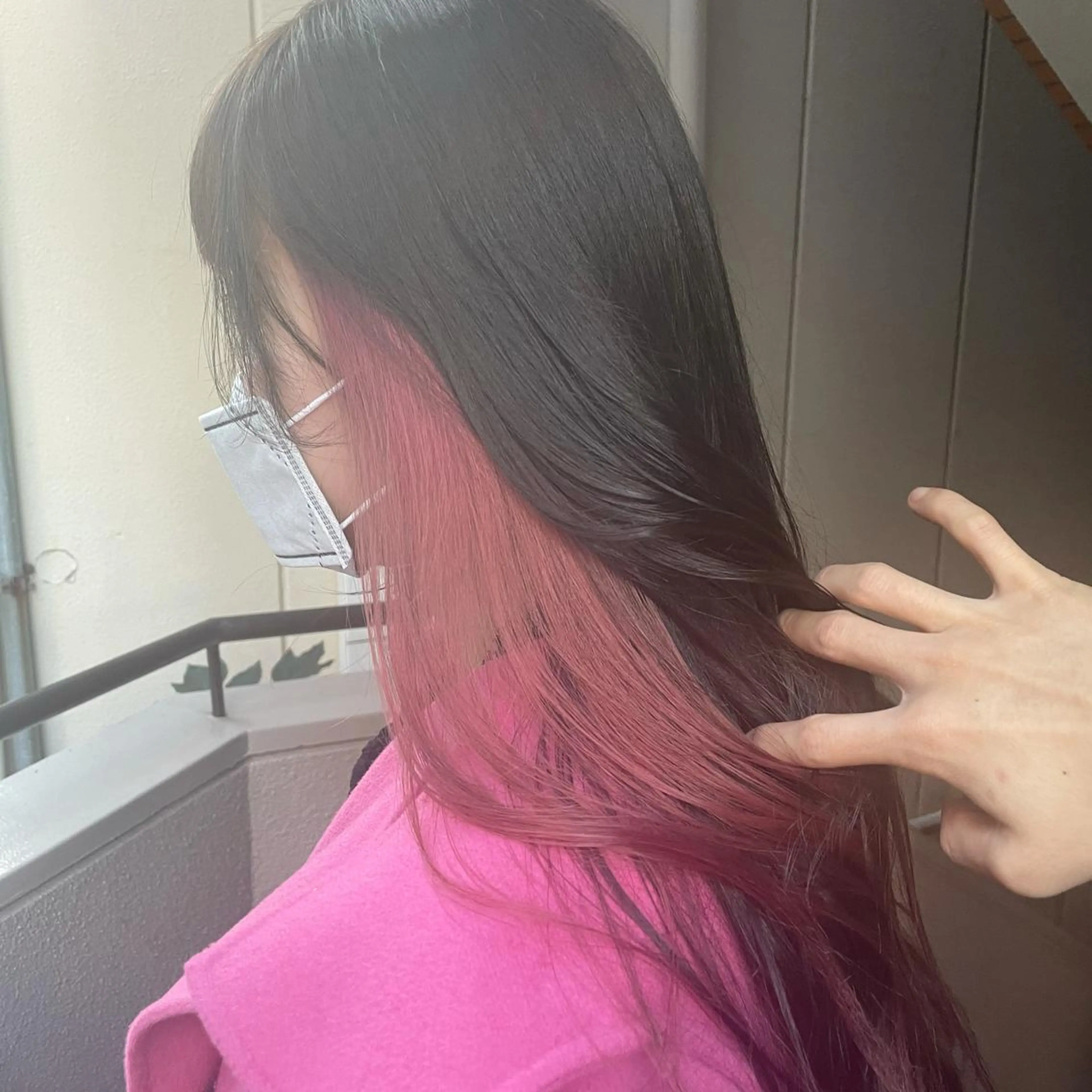 ミディアム カラー パーマ ヘアアレンジ メンズ キッズ ネイル マツエク・マツパ 切りっぱなしヘアボブ ミディアムヘアRYOのヘアスタイル