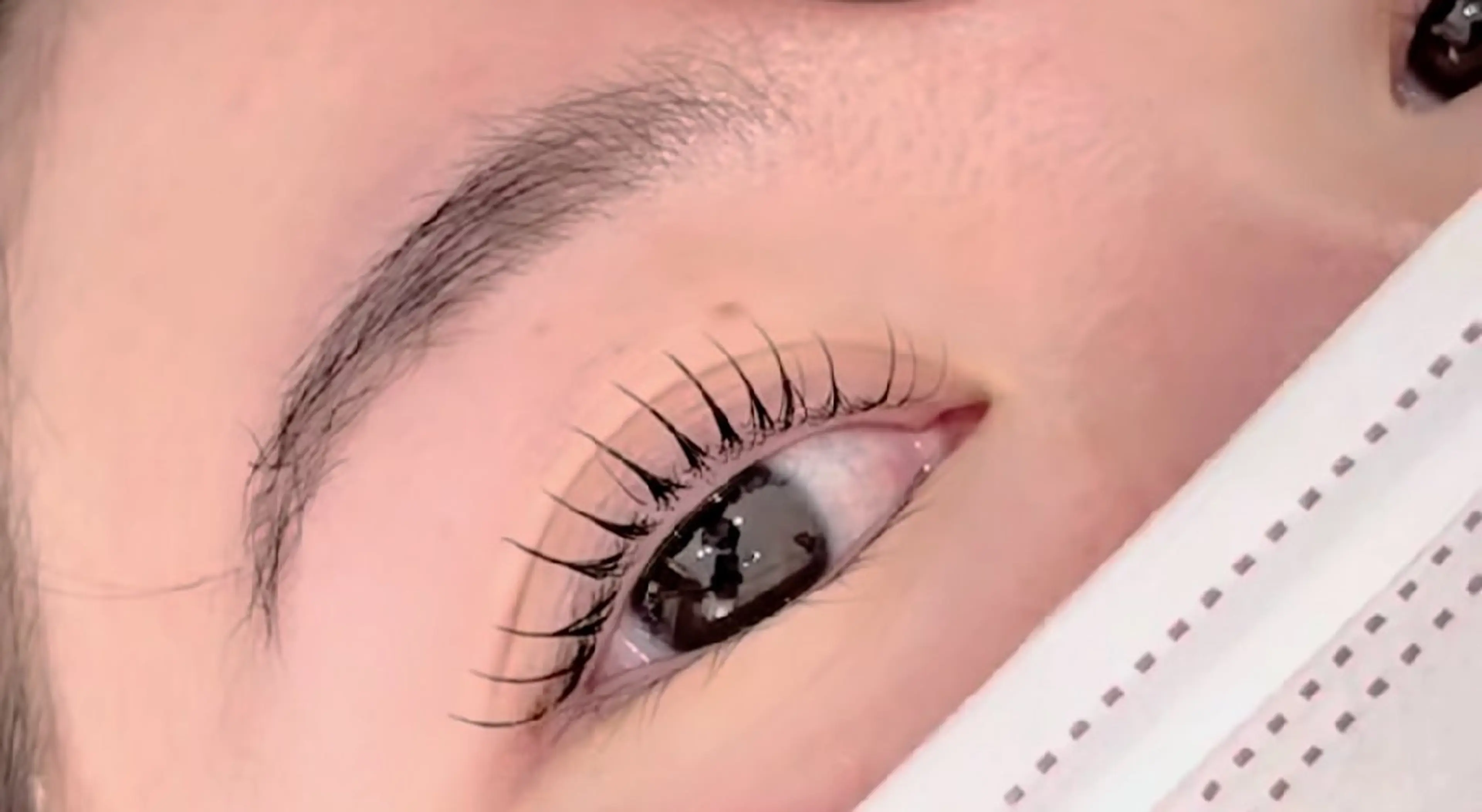 マツエク・マツパ 💎JO-JI 💎 grandeの眉毛・アイブロウイメージ