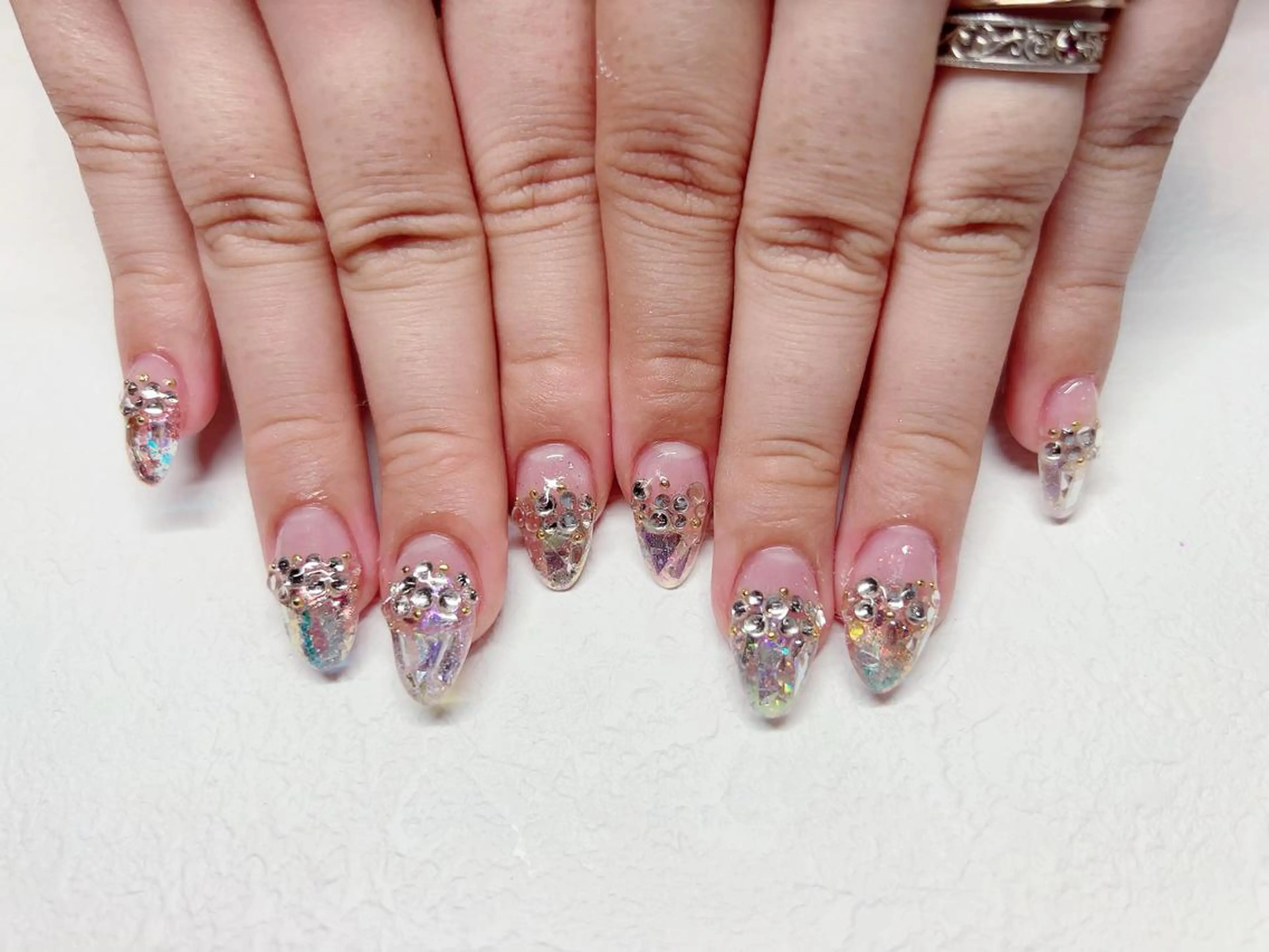 ネイル キラキラネイル lucky nail 歌舞伎町のネイルデザイン