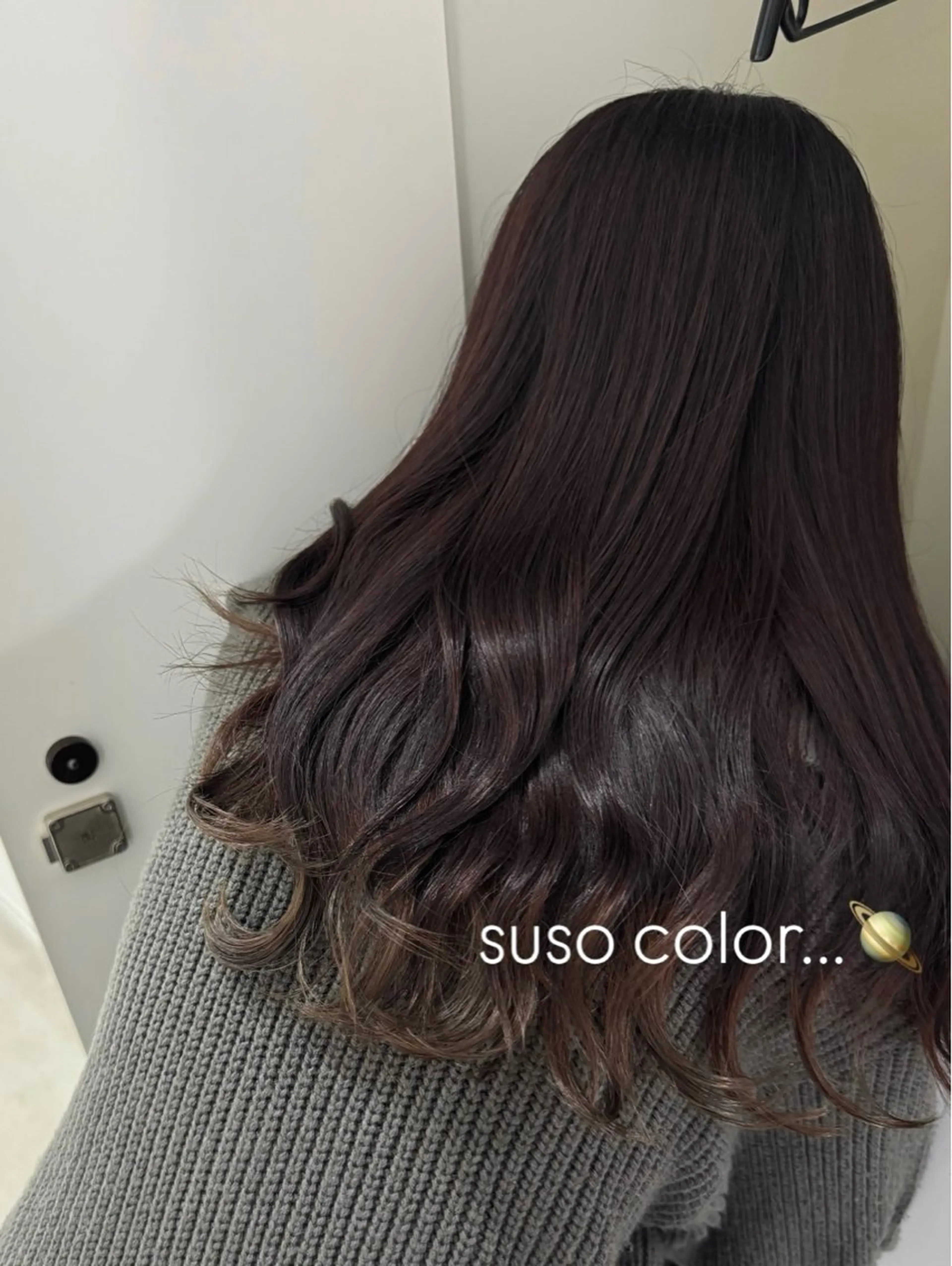 ロング カラー 尾崎 ひなののヘアスタイル