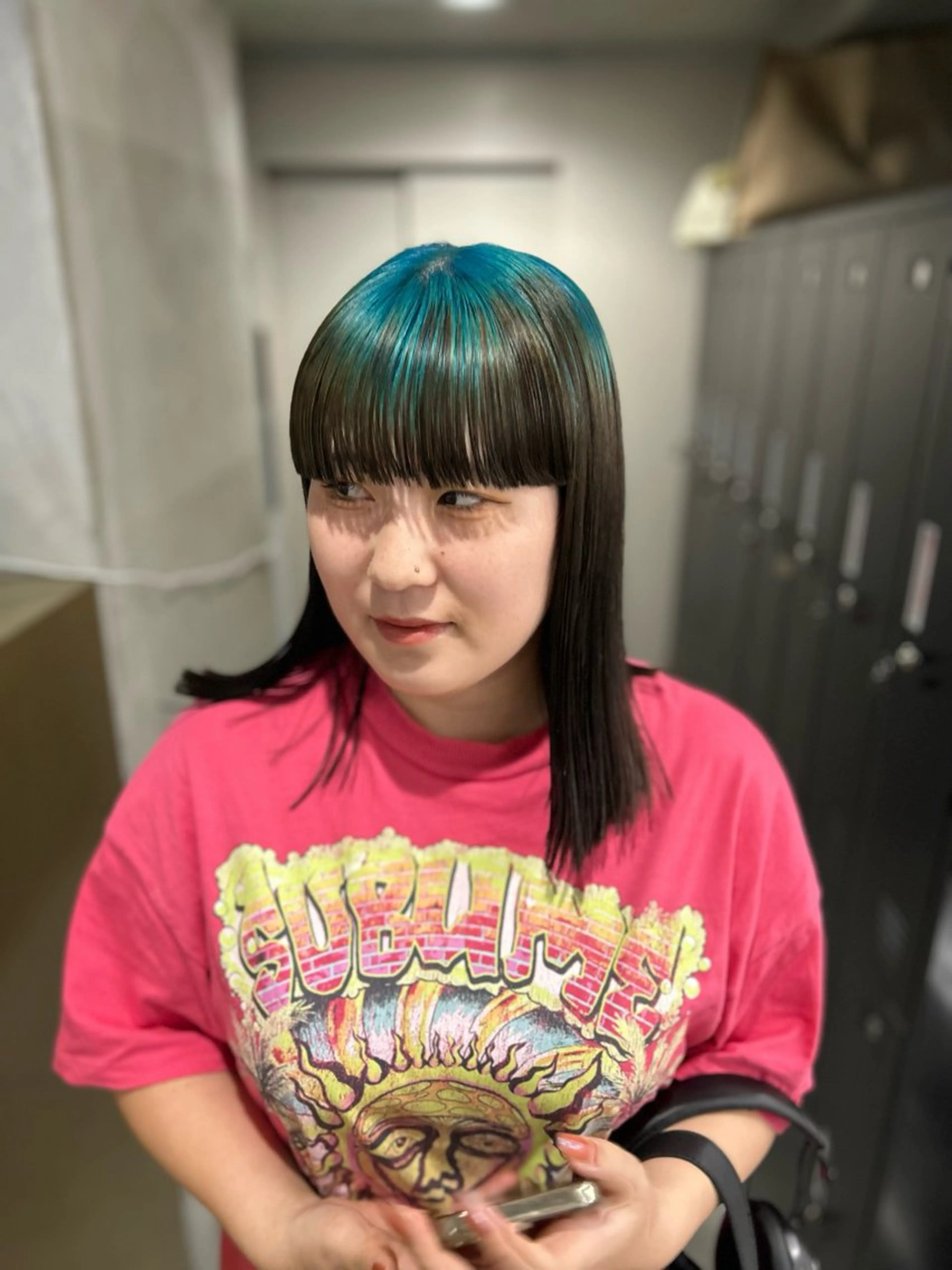 セミロング カラー 原田 朱里のヘアスタイル