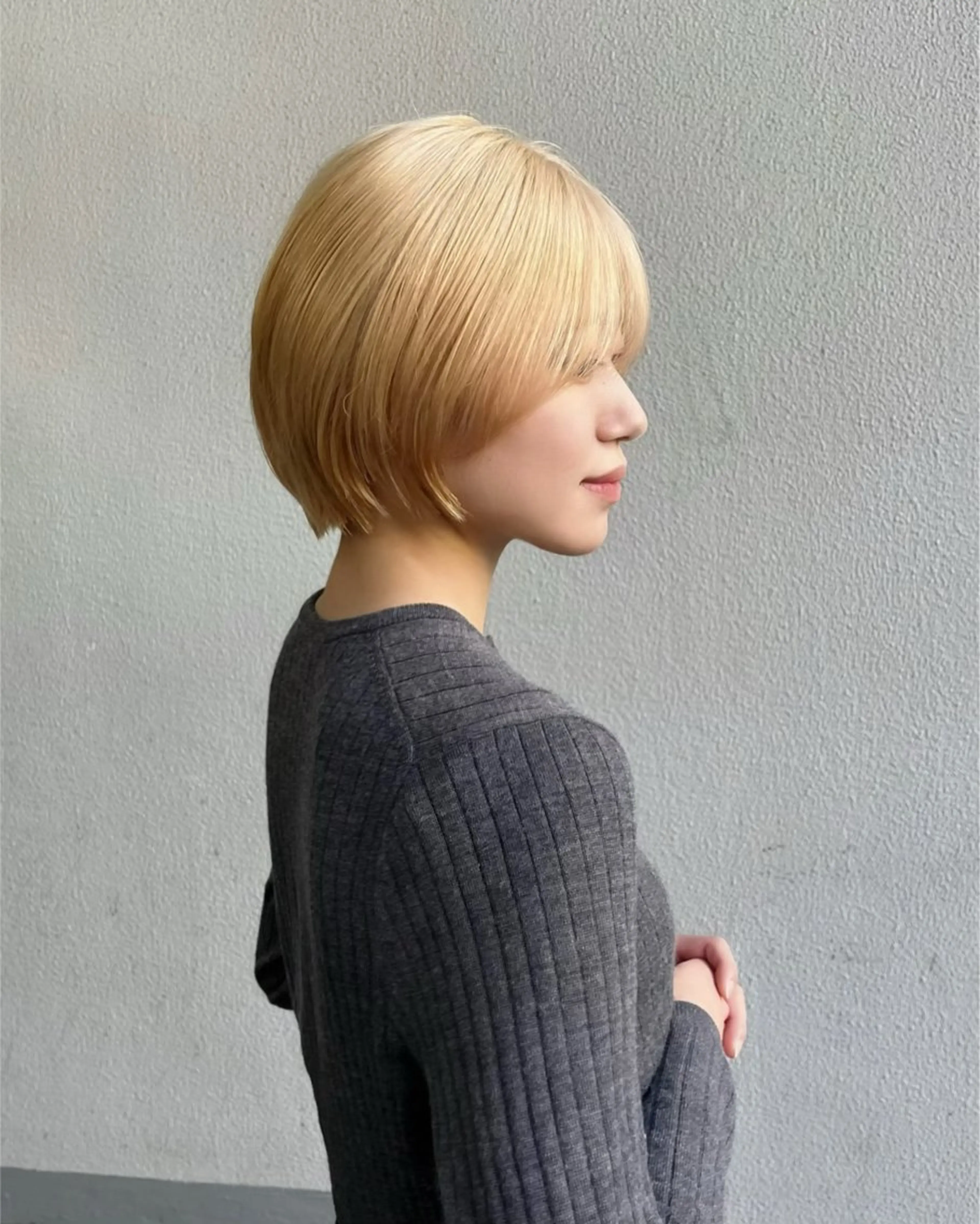 ショート カラー ブロンド ホワイトブロンド カット ヘアカラー パーマ/縮毛矯正 /かわいい/せき🫧のヘアスタイル