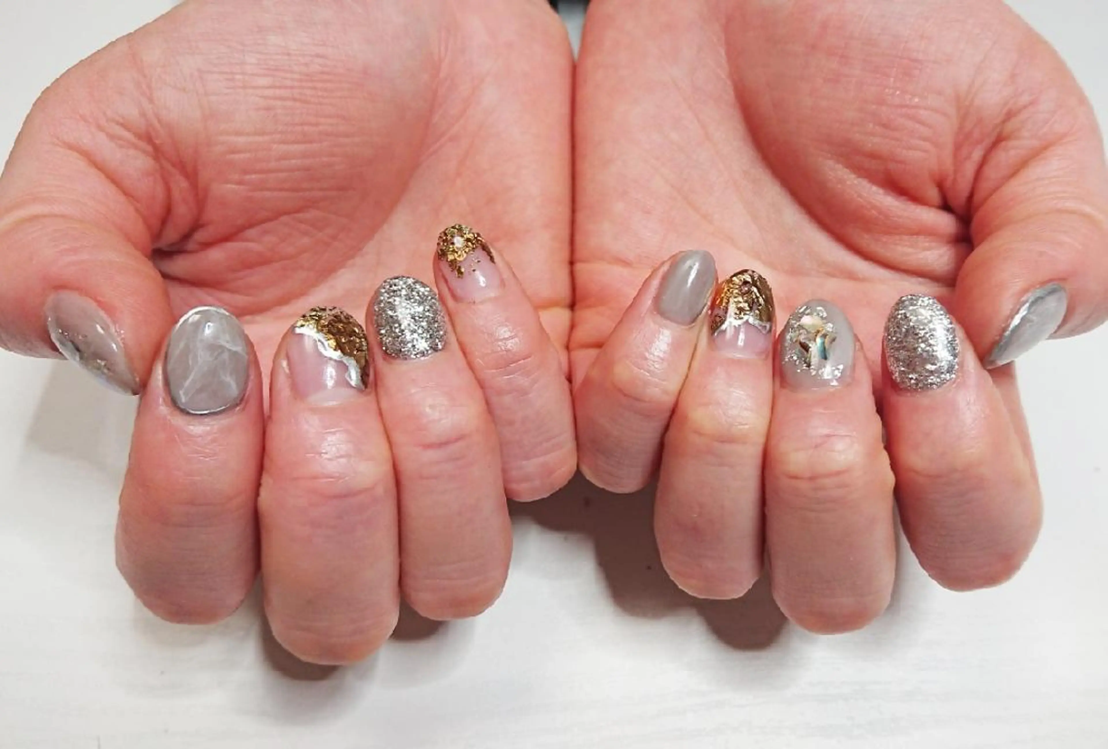 ネイル ニュアンスネイル ハンドネイル Lilith Nailのネイルデザイン