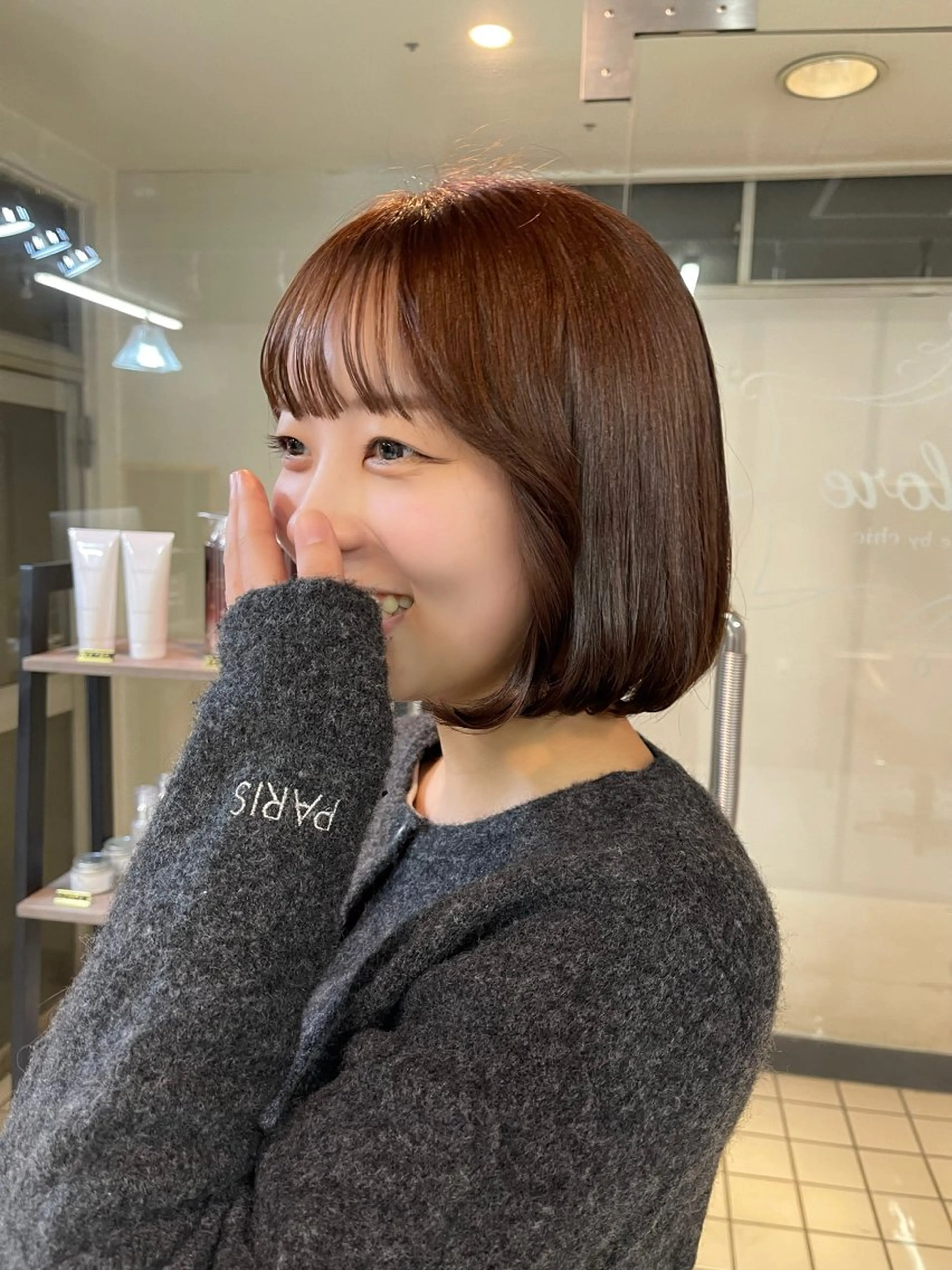 ショート ヘアカラー Colore（コローレ）所属・顔タイプ/ダブルカラ ー/りりかのヘアスタイル