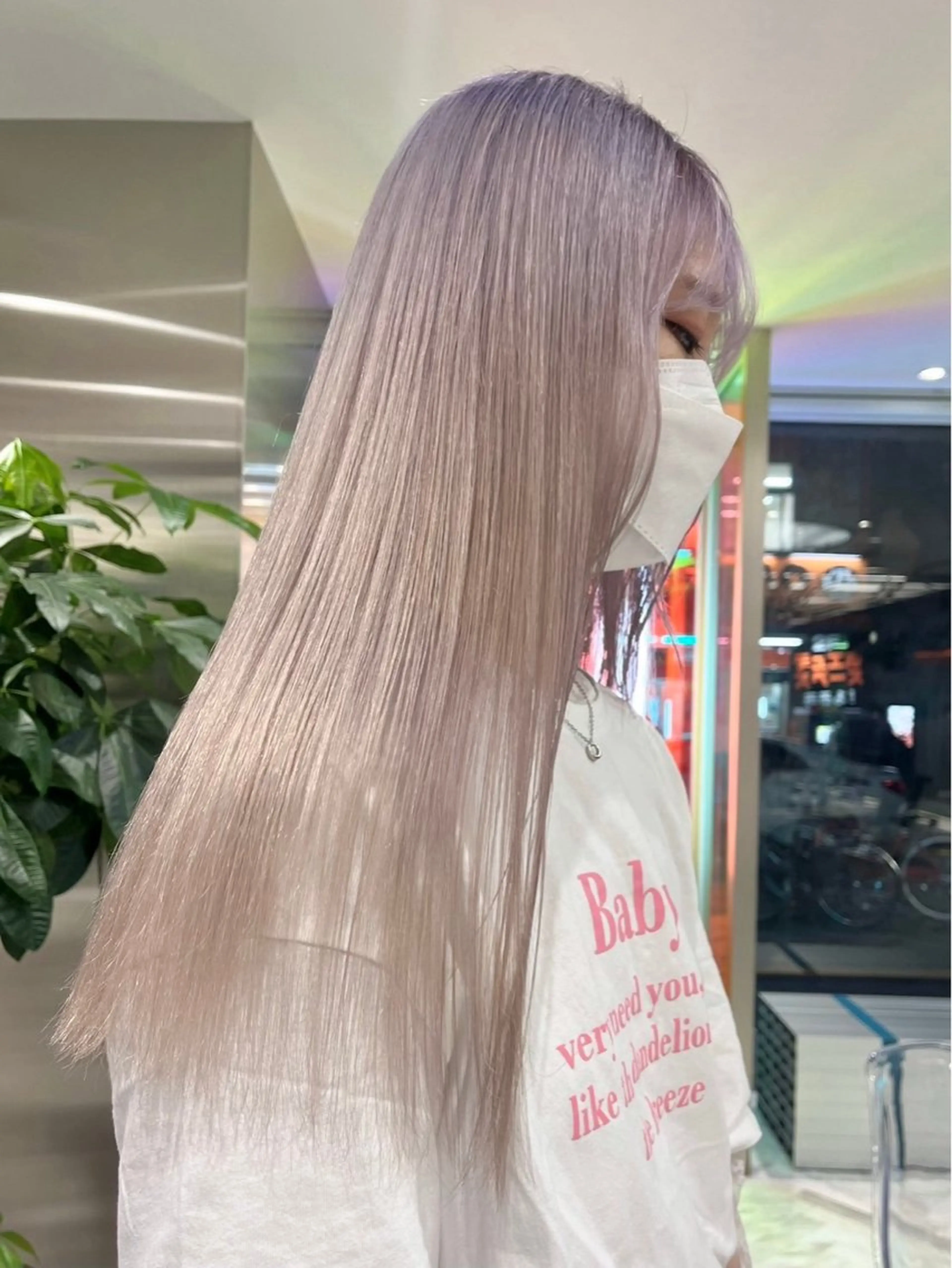 ロング カラー ブリーチ ケアブリーチ デザインカラー ダブルカラー イヤリングカラー 酸性ストレート /ハイトーン/つばさのヘアスタイル