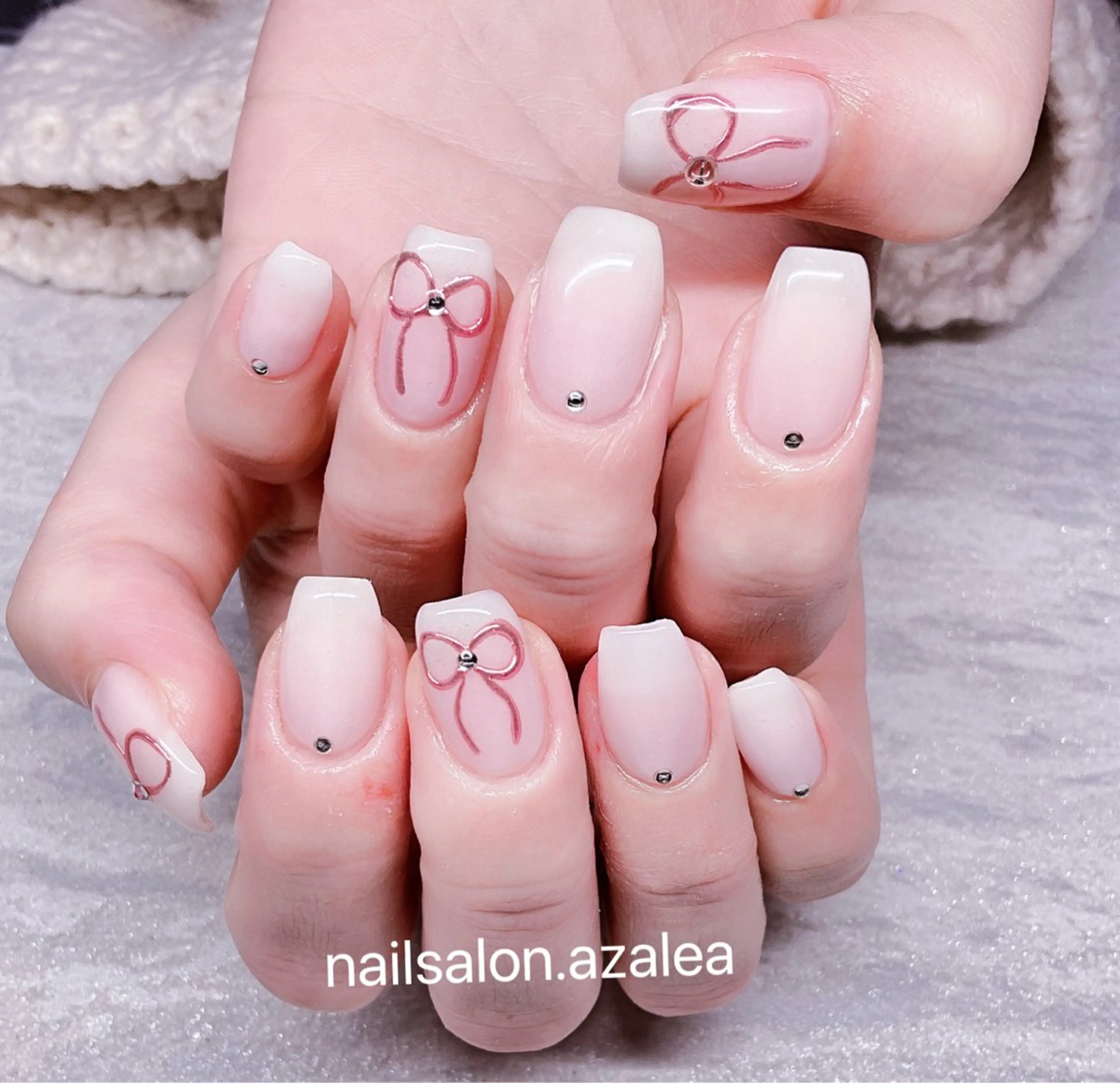 ネイル ハンドネイル R inのネイルデザイン