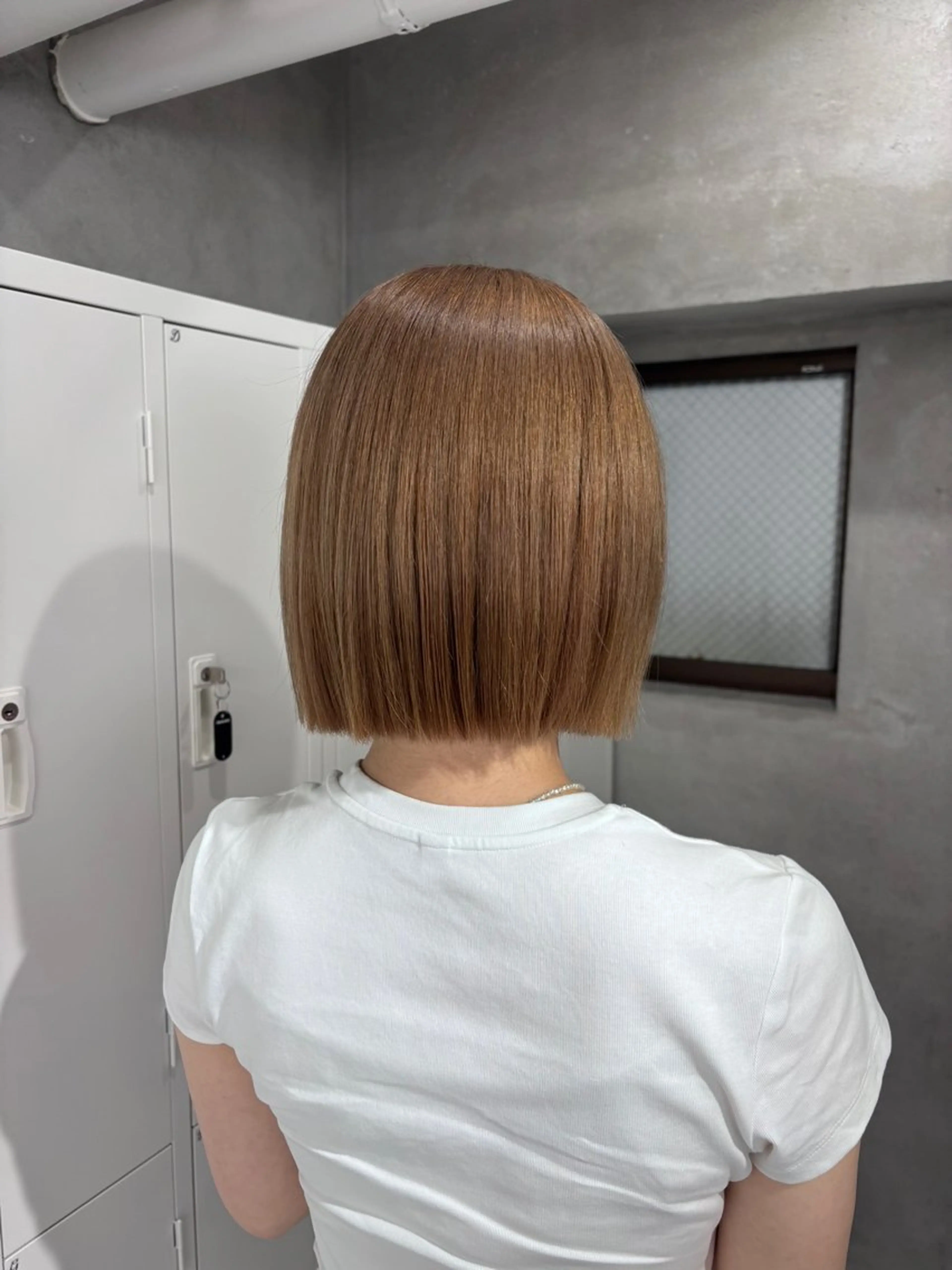 ショート カラー ブリーチ 心愛/天神/レイヤー /透明感カラー/艶髪のヘアスタイル