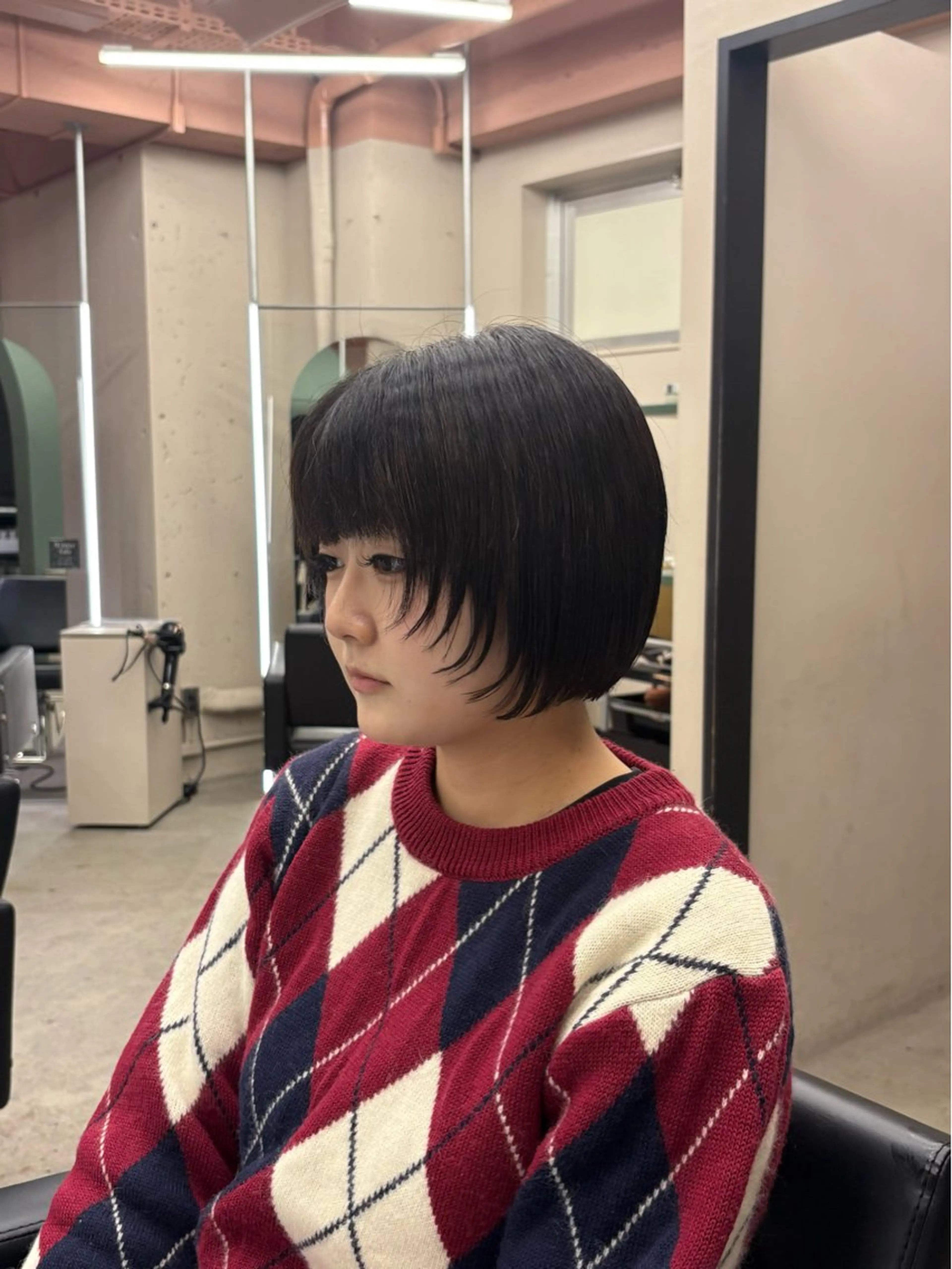 ショート 海瑠万／メンズパーマ ／ブリーチ／フェードのヘアスタイル