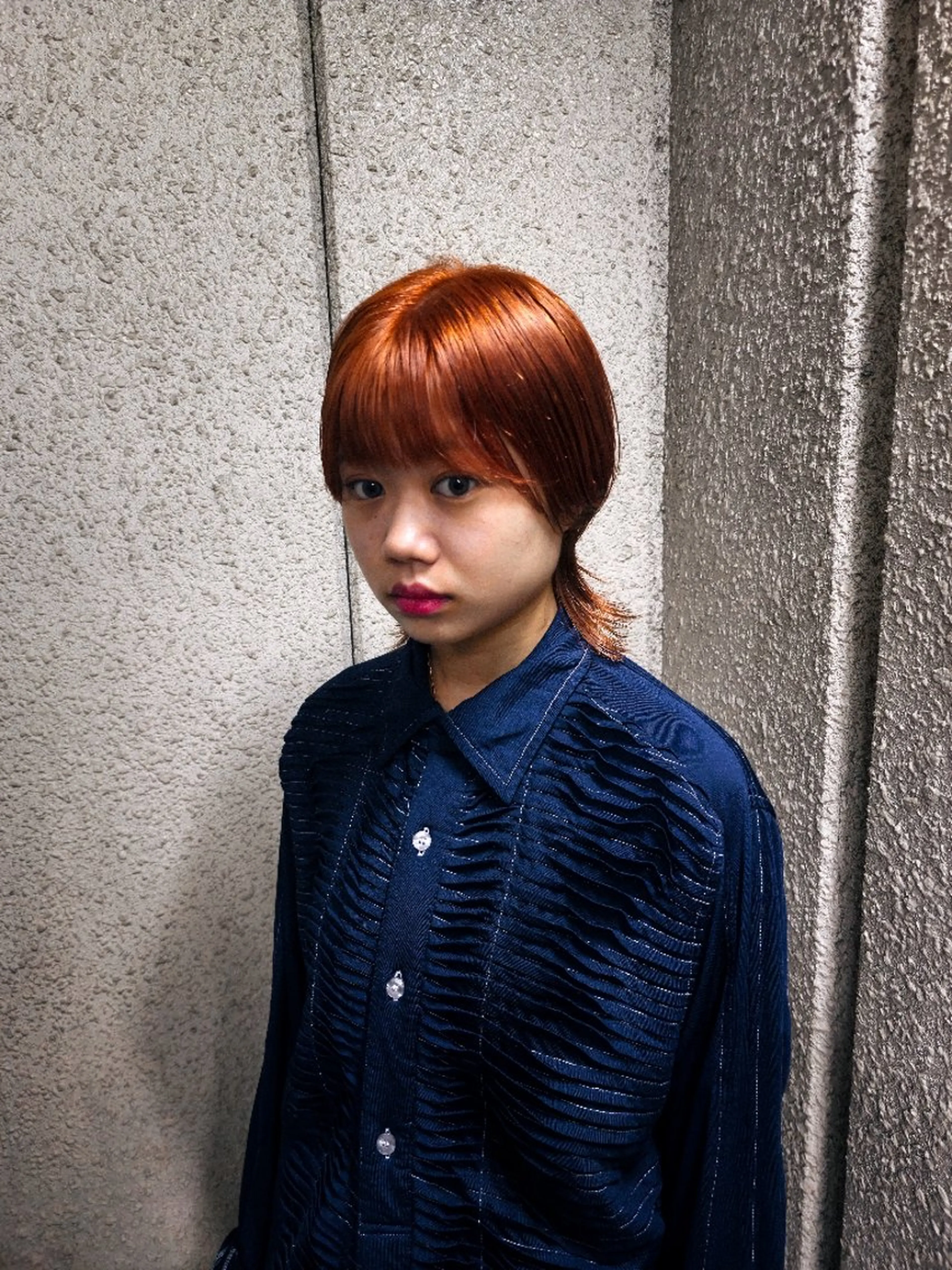 ショート カラー ブリーチ OMA　 カタギシのヘアスタイル