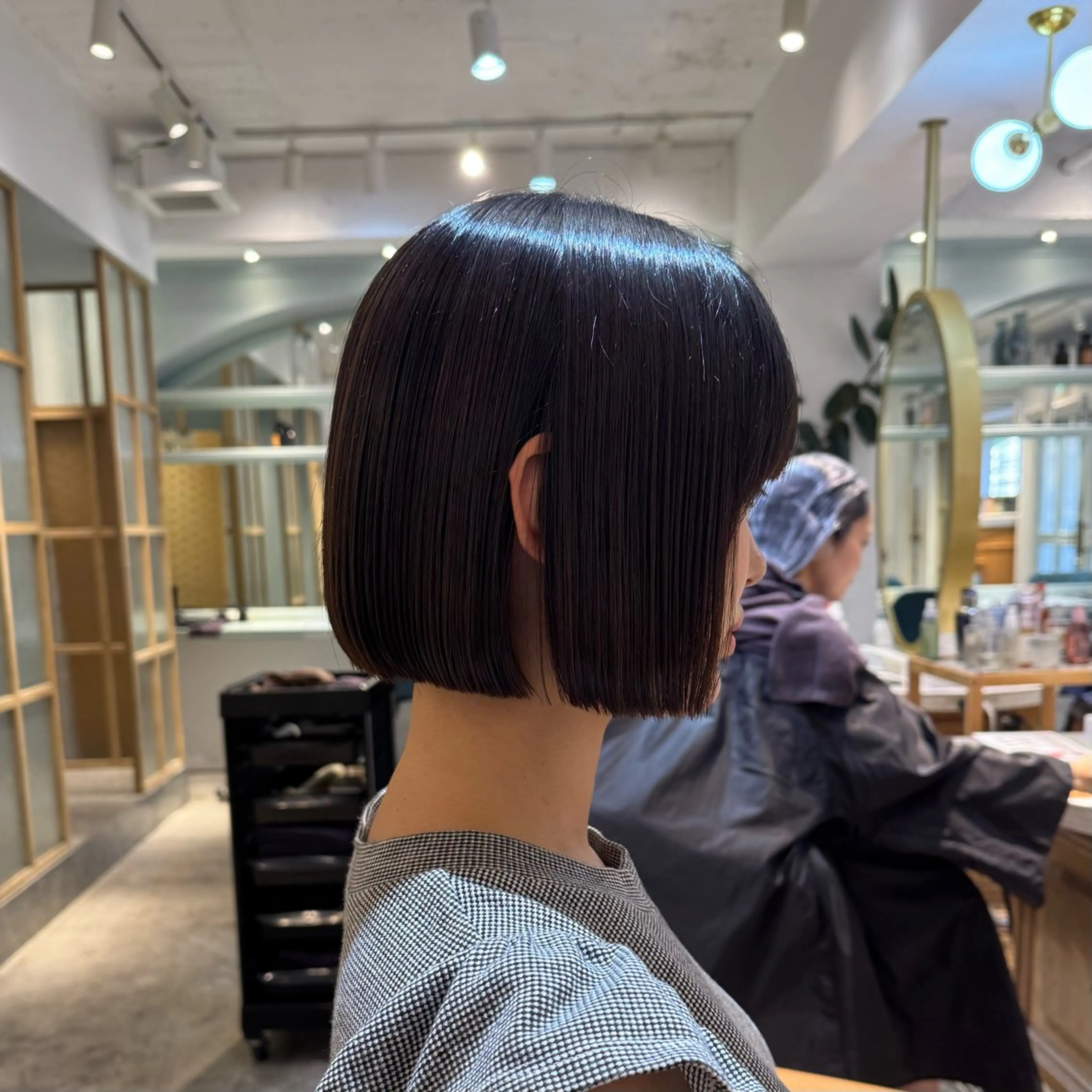 ミディアム ボブ 韓国風ヘア カット ヘアカラー トリートメント ヘアセット 髪質改善/ボブ /韓国/erikoのヘアスタイル