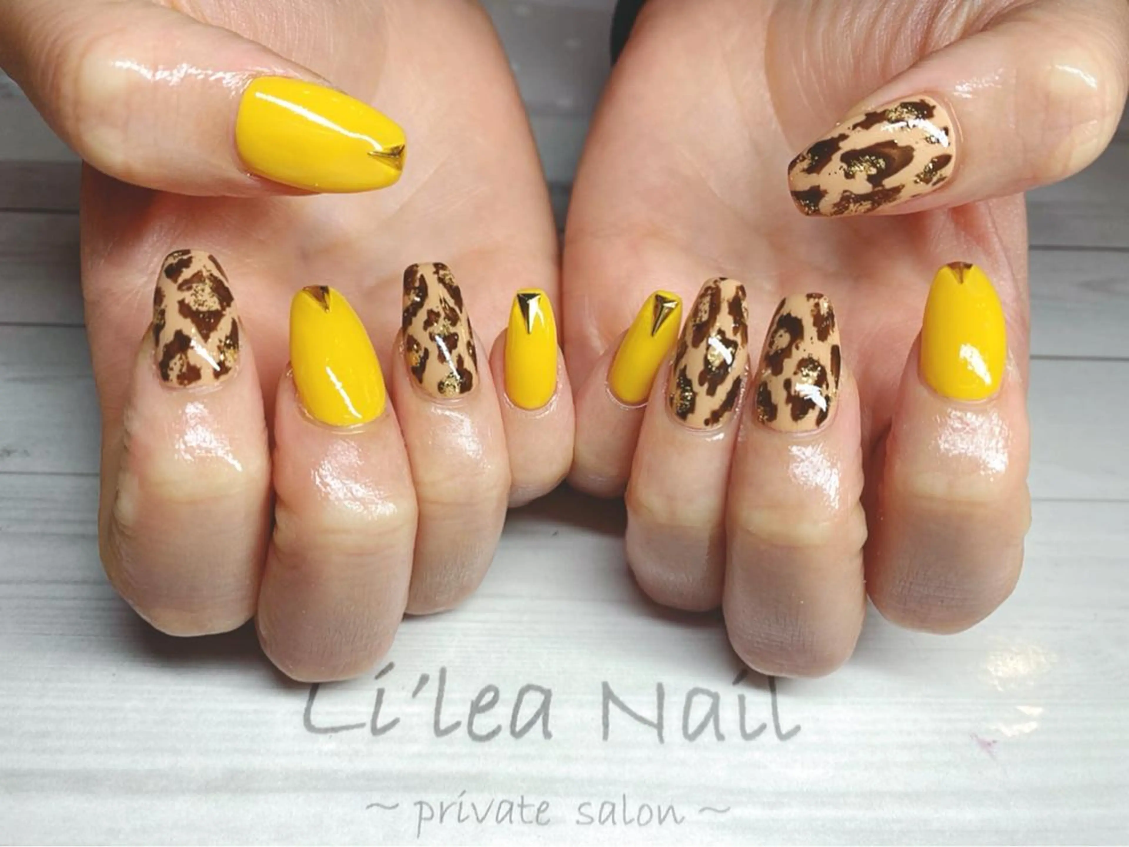 ネイル Li'leaNail AINAのネイルデザイン