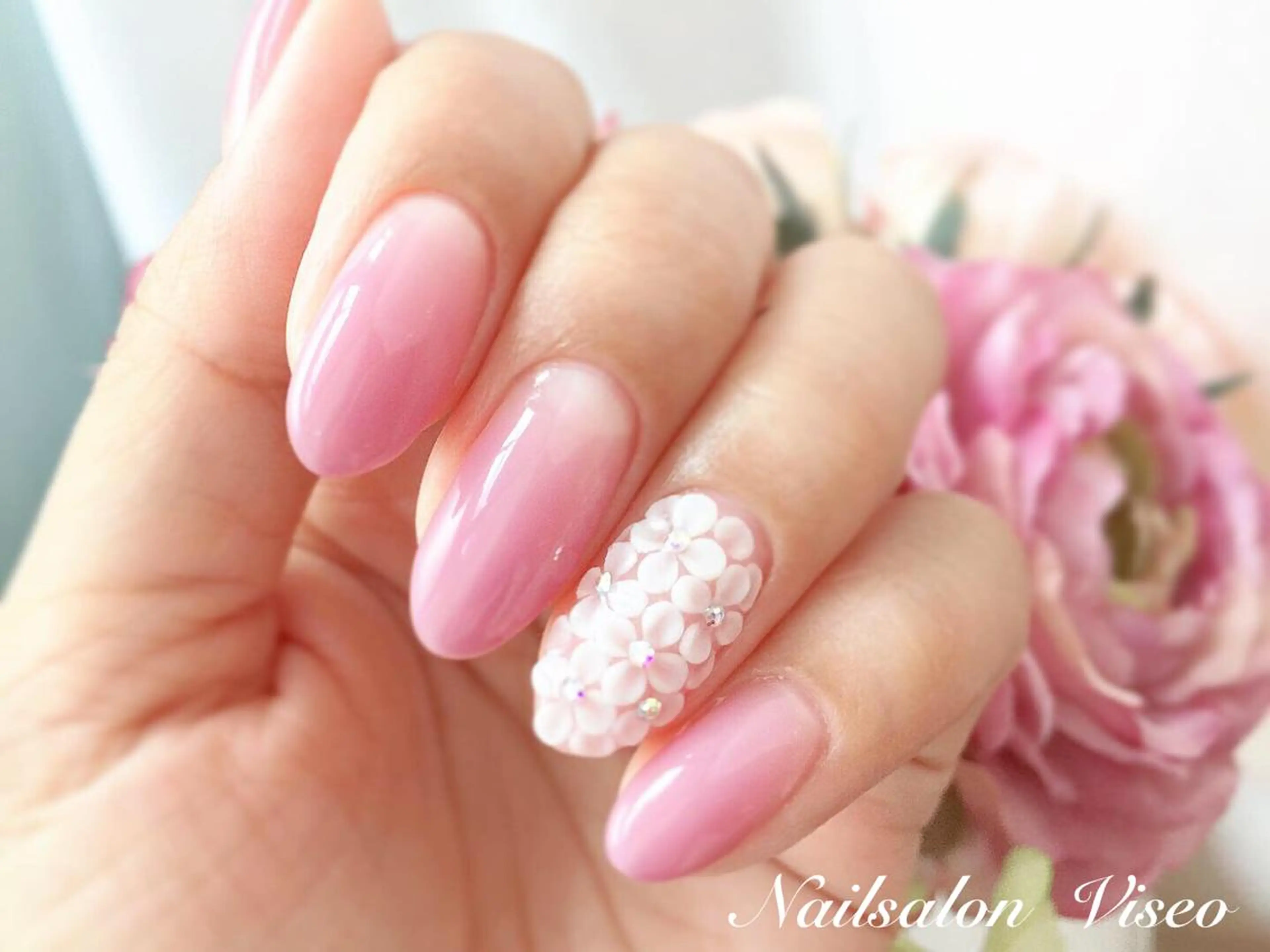 ネイル Viseo《6週間 長持ちパラジェル》のネイルデザイン