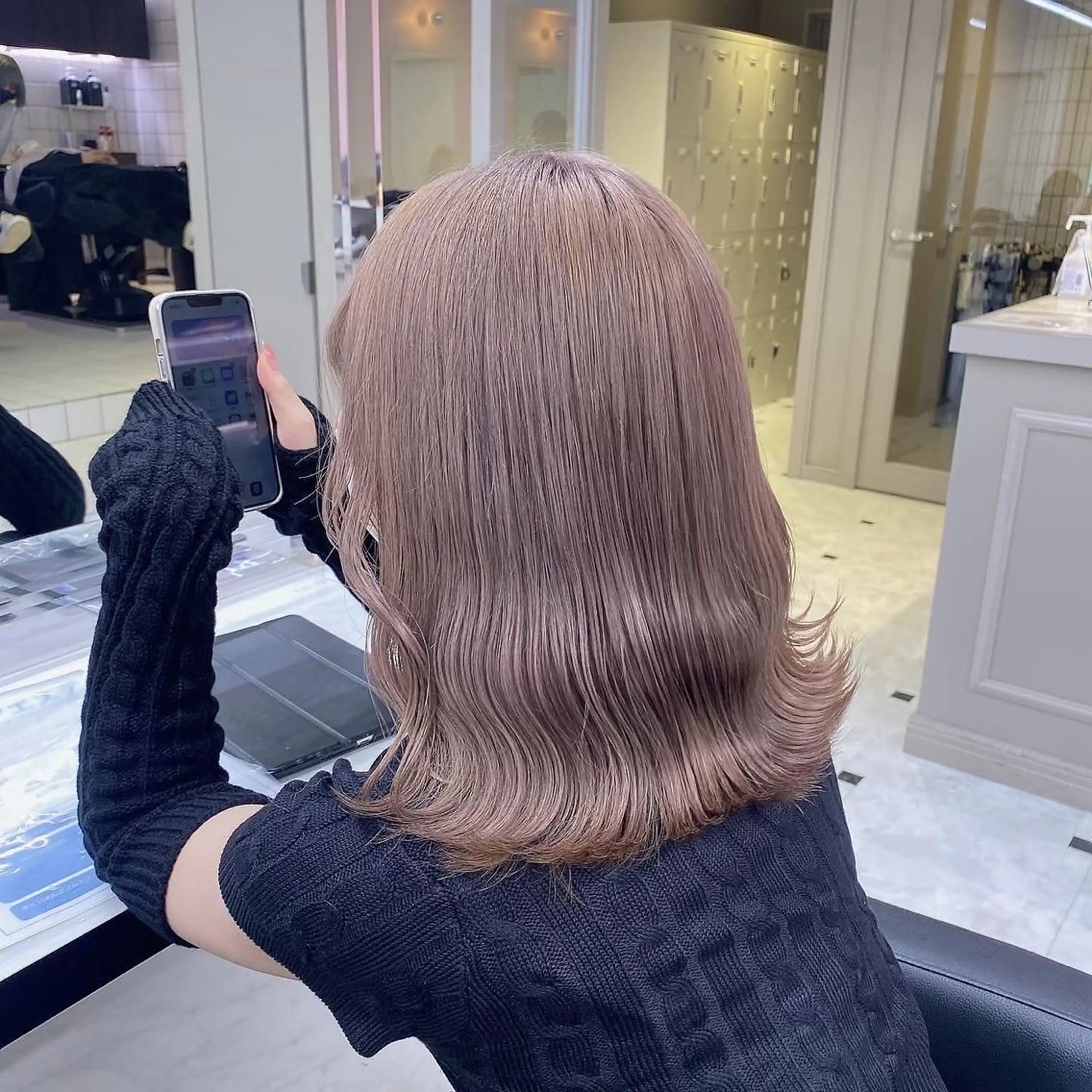 ロング カラー ベージュカラー ミルクティーベージュ 髪質改善 トリートメント ブリーチなし特化 美容師💖SAE💖のヘアスタイル