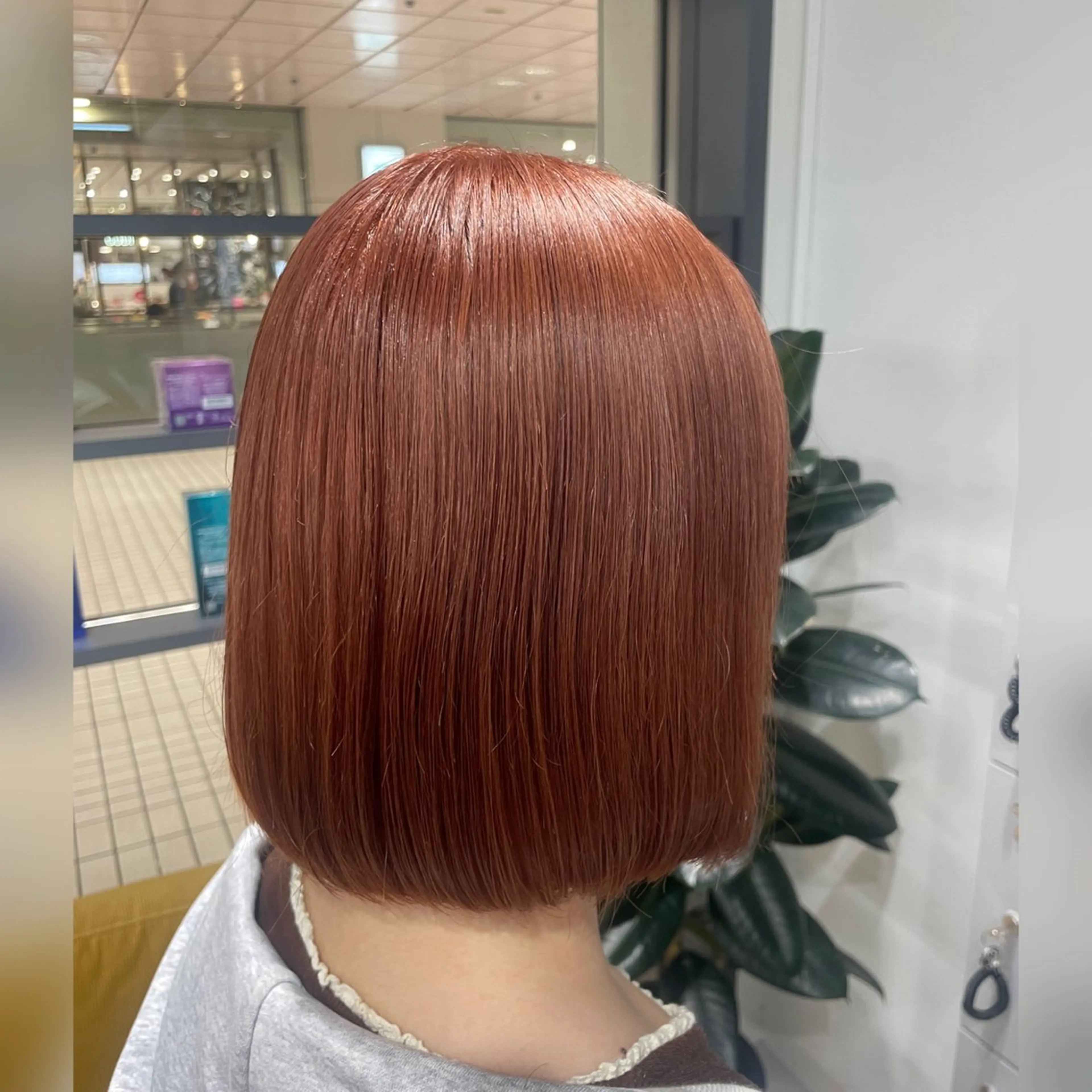 ミディアム カラー ヘアカラー トリートメント 艶髪/縮毛矯正美容師 🧸YUZU🤍のヘアスタイル