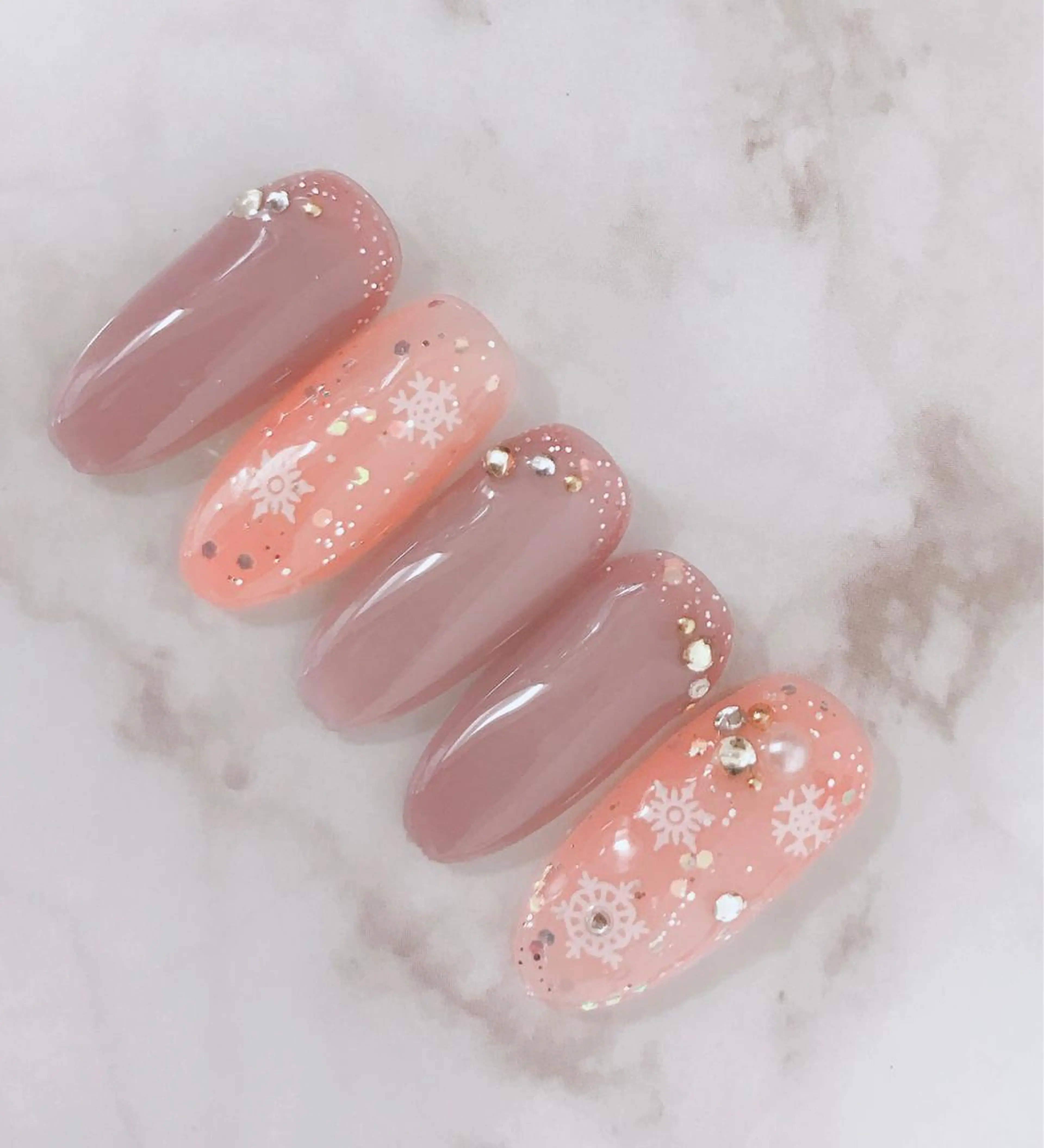 ネイル MiKi Nai池袋 長さだし得意のネイルデザイン