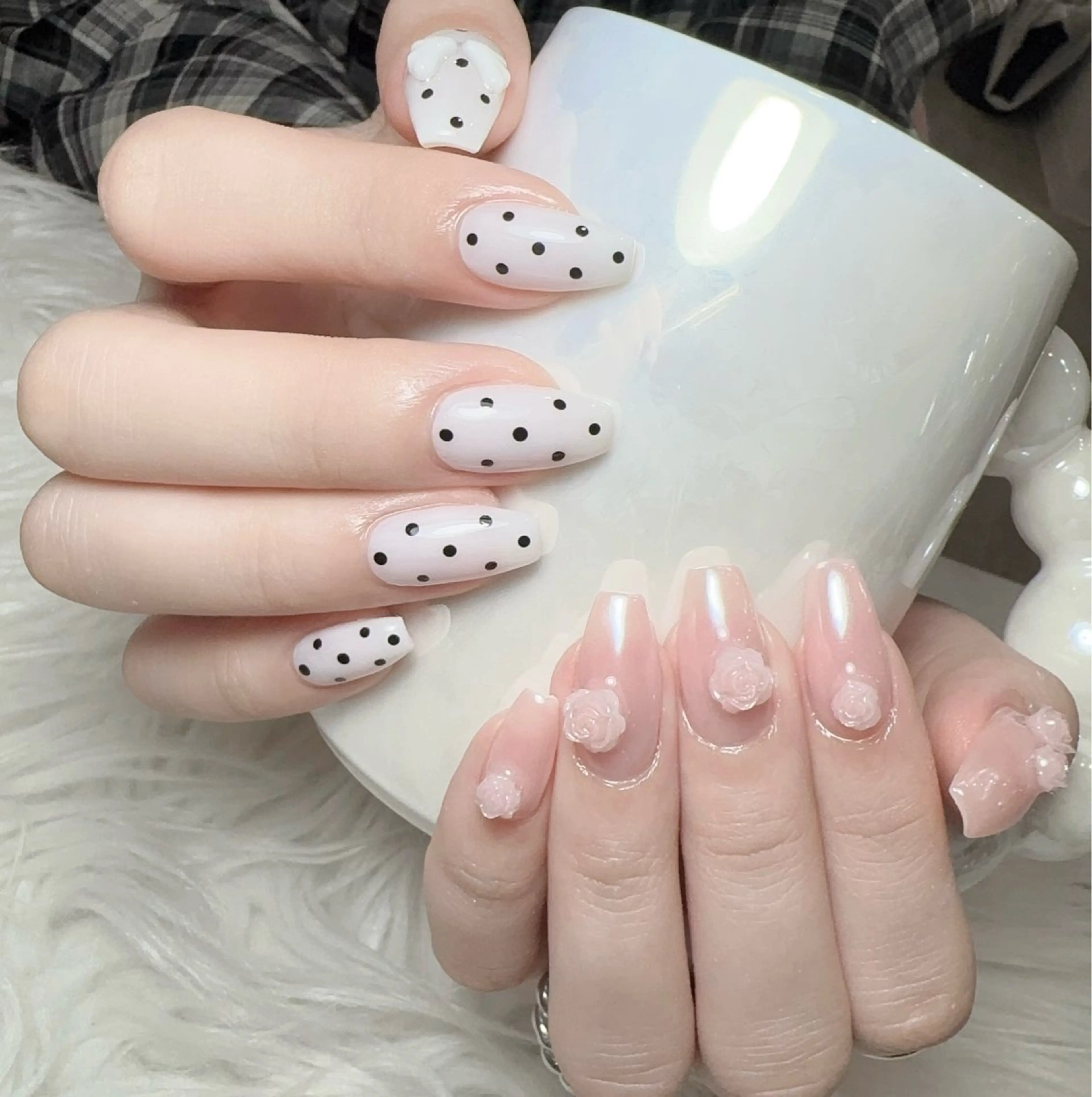 ネイル ハンドネイル &ME ネイルサロンのネイルデザイン