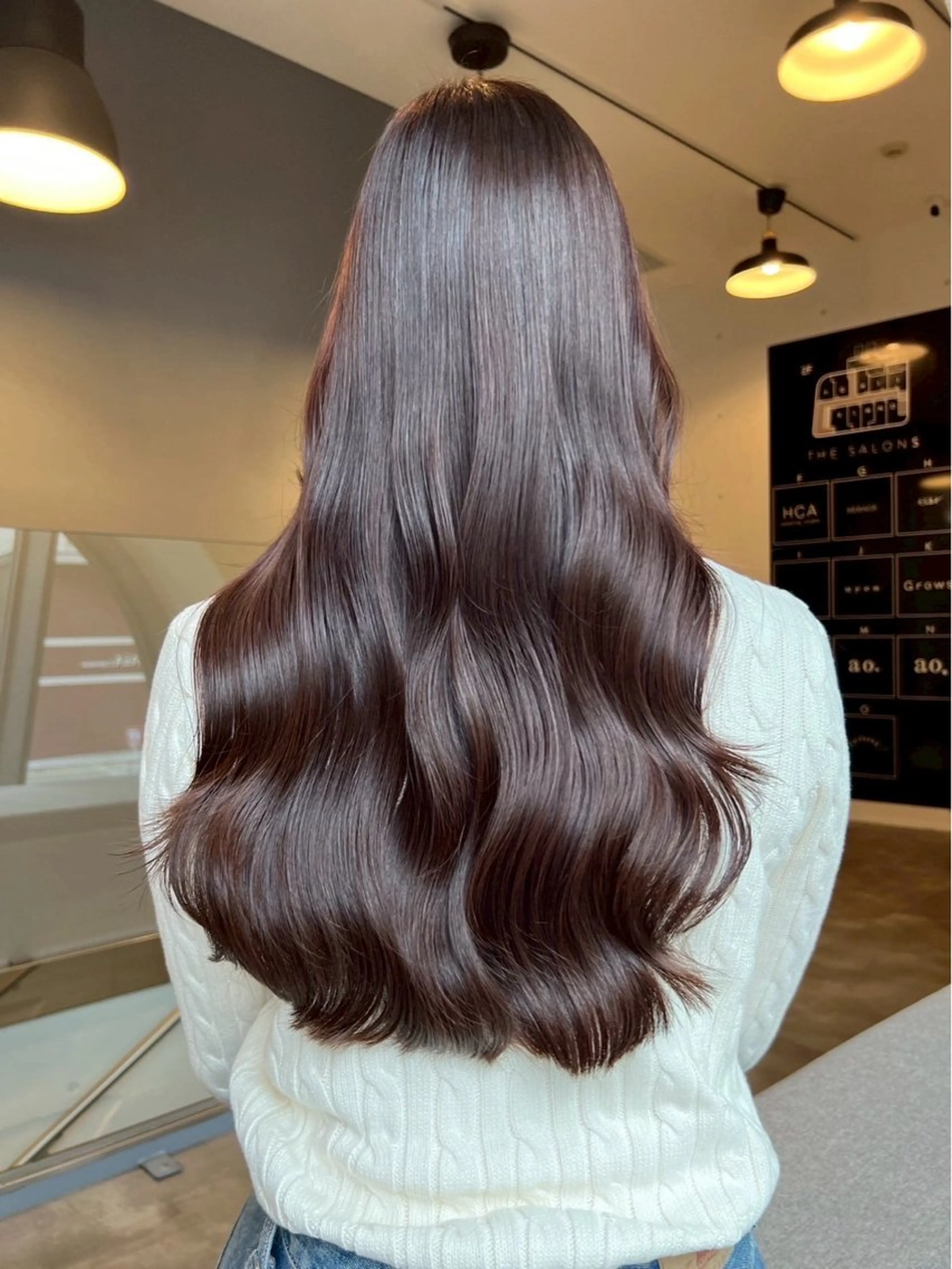 セミロング カット ヘアカラー 佐藤 菜穂のヘアスタイル