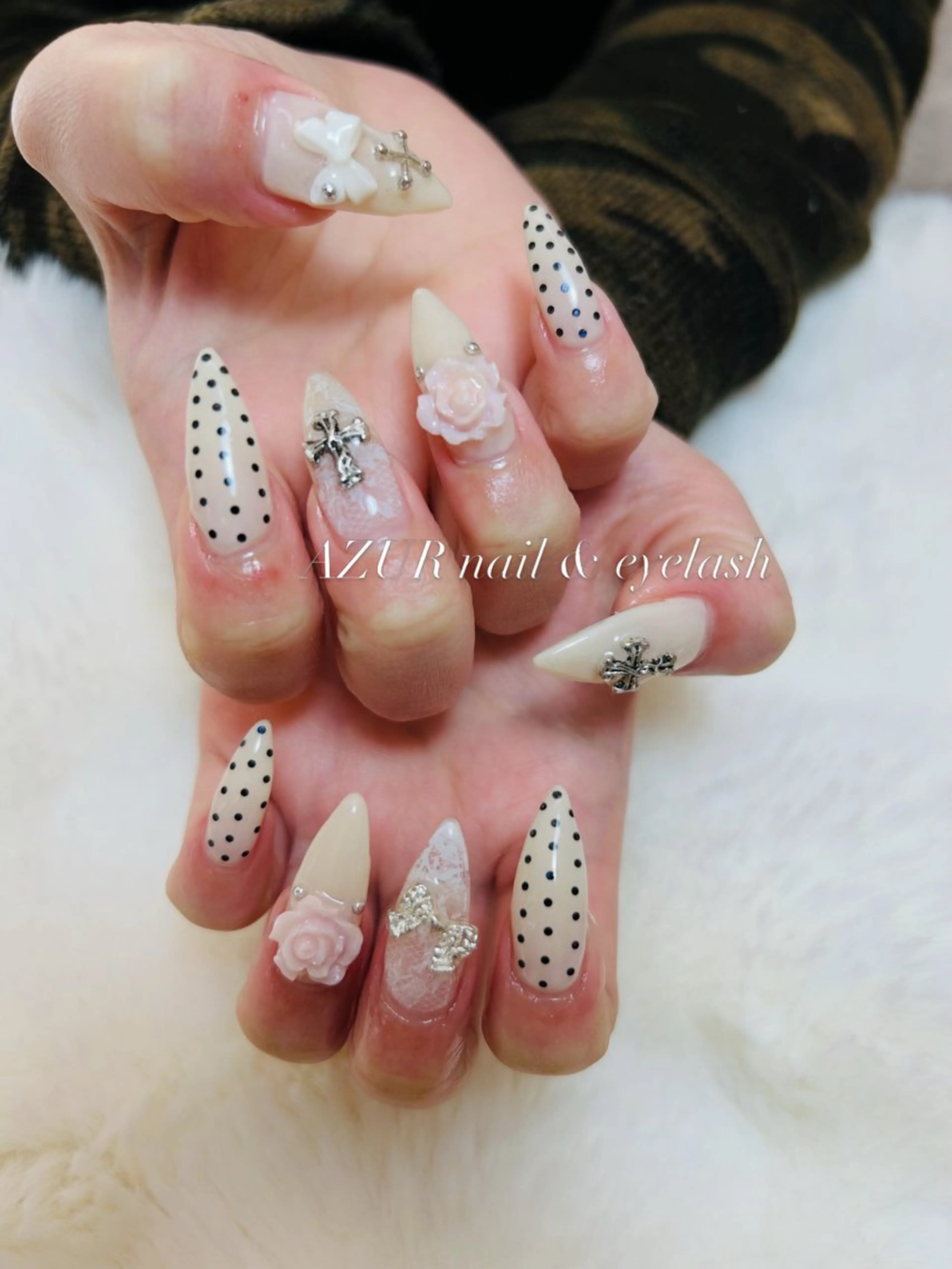 ネイル AZUR N&eyelashのネイルデザイン