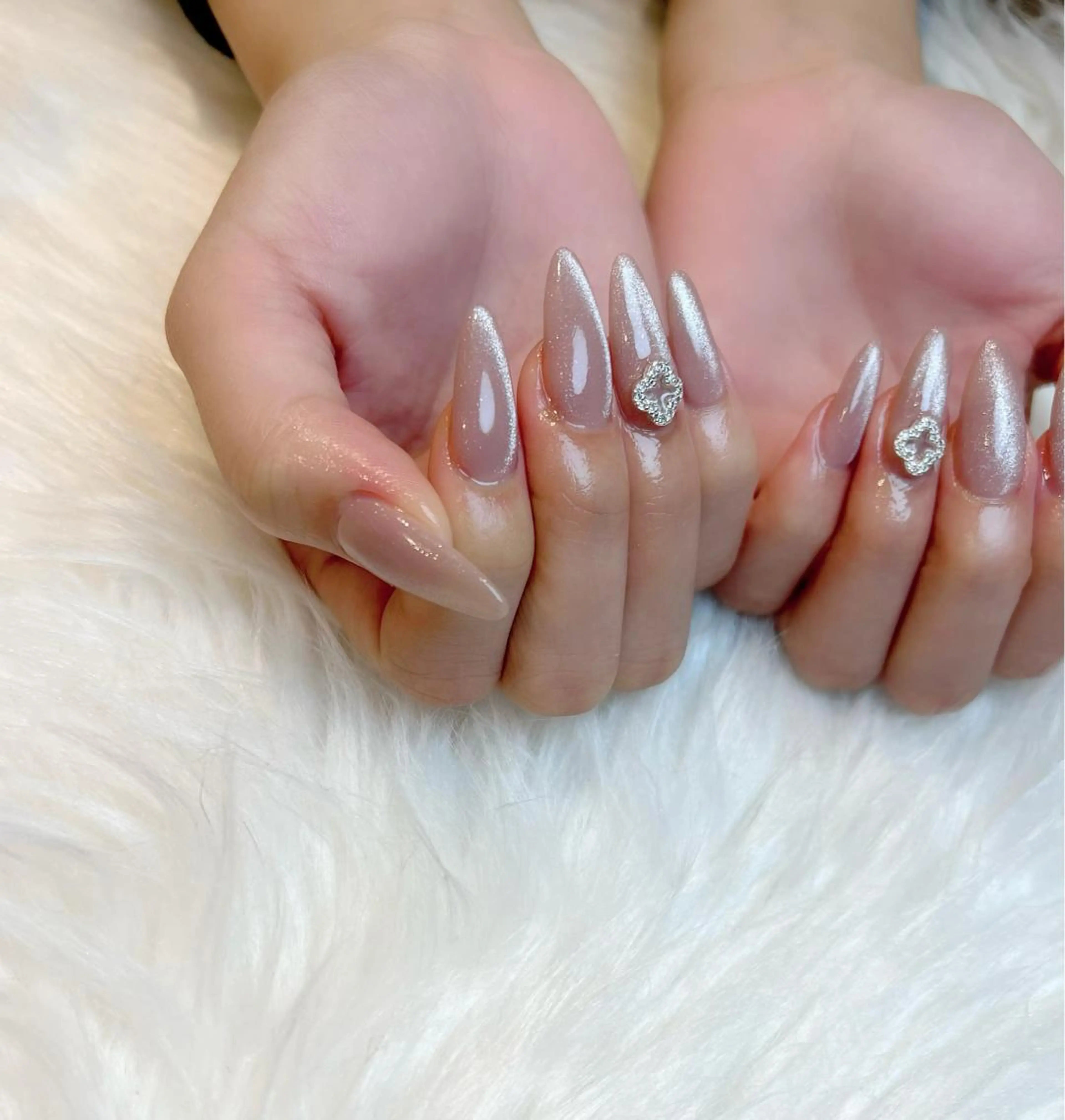 ネイル Lino+ ネイル&よもぎ蒸しのネイルデザイン