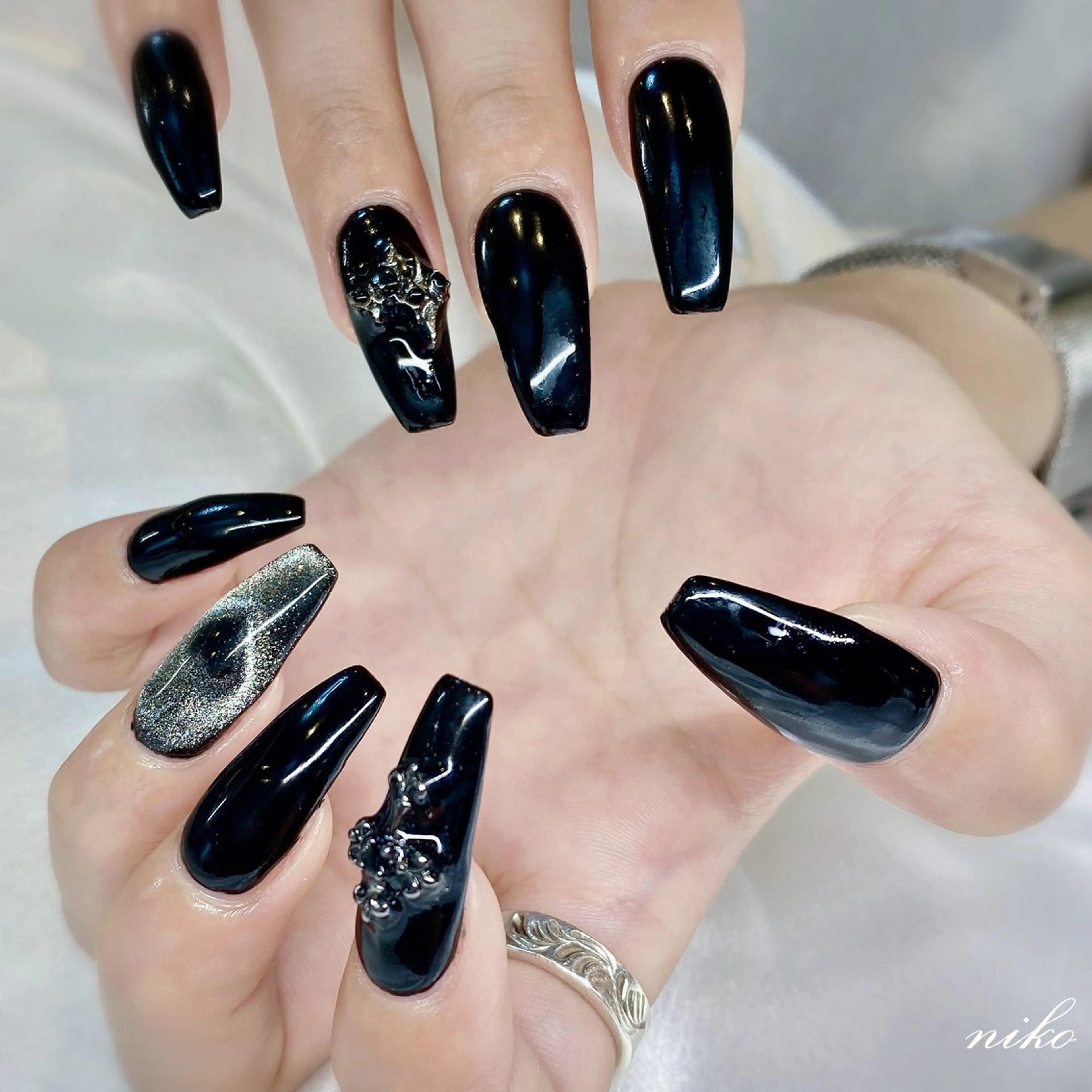 ネイル チークネイル 長さ出し フラッシュネイル フットネイル フレンチネイル Niko nailサロンのネイルデザイン