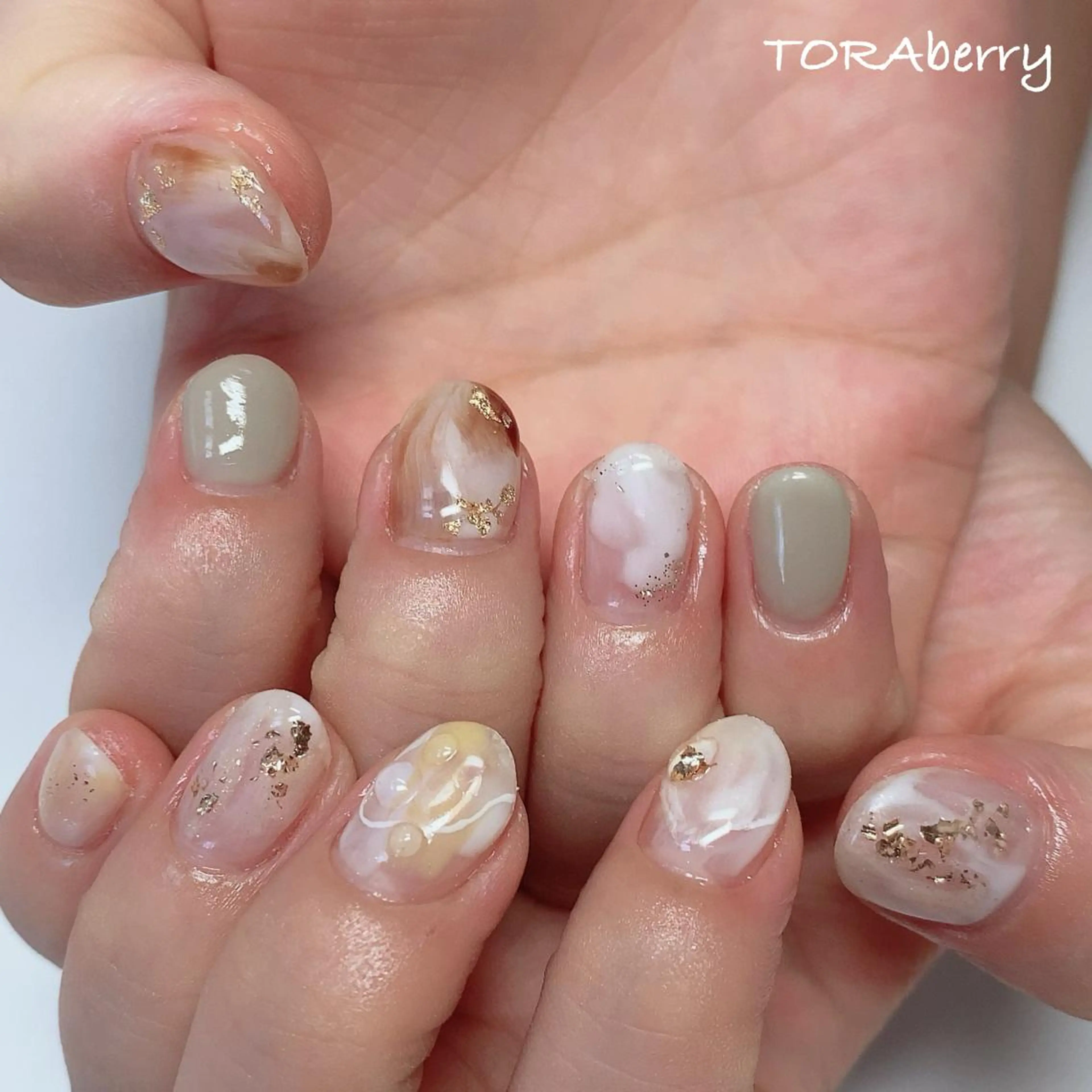 ネイル ハンドネイル ネイリスト なつみのネイルデザイン