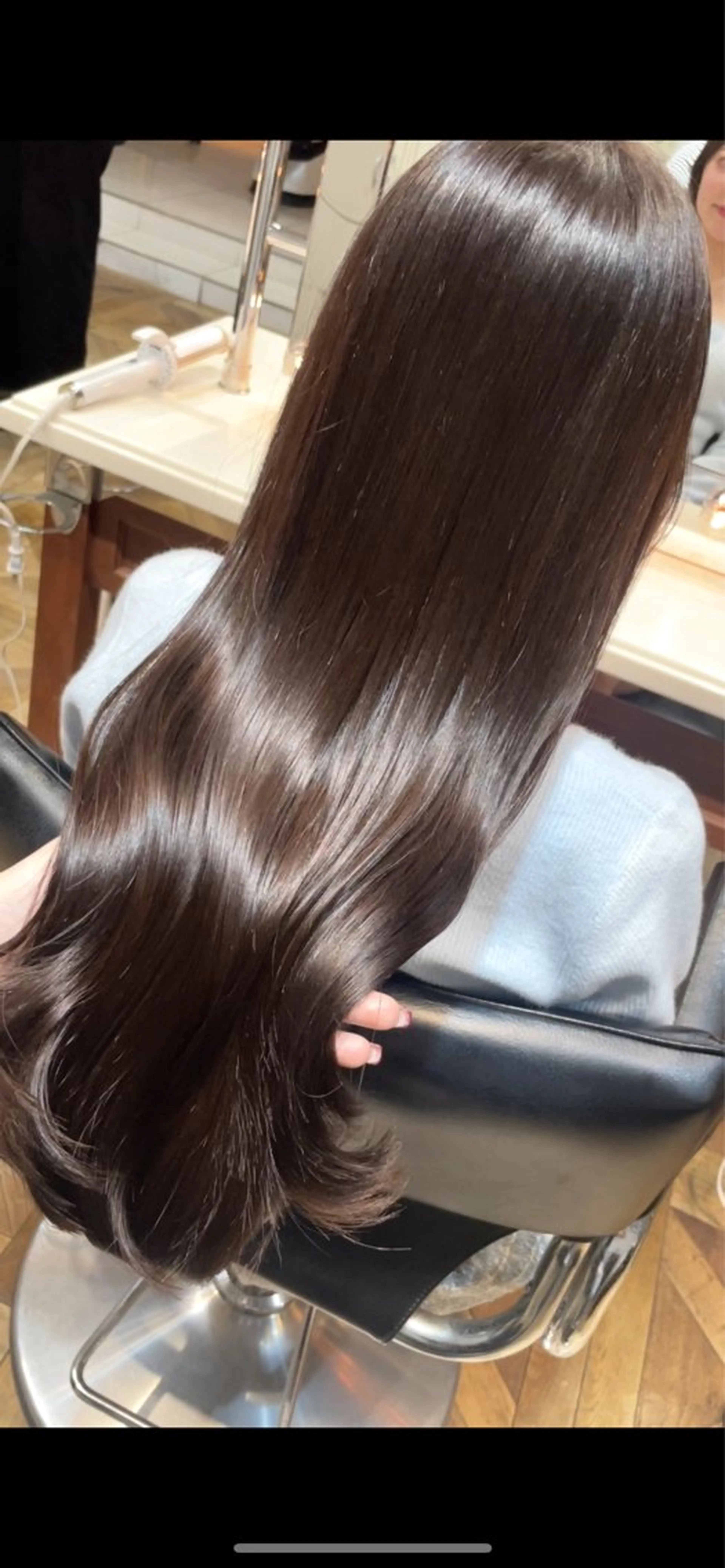 ロング カラー ベージュカラー ブラウンカラー カット ヘアカラー トリートメント ご新規様限定 透明感カラーKANAのヘアスタイル